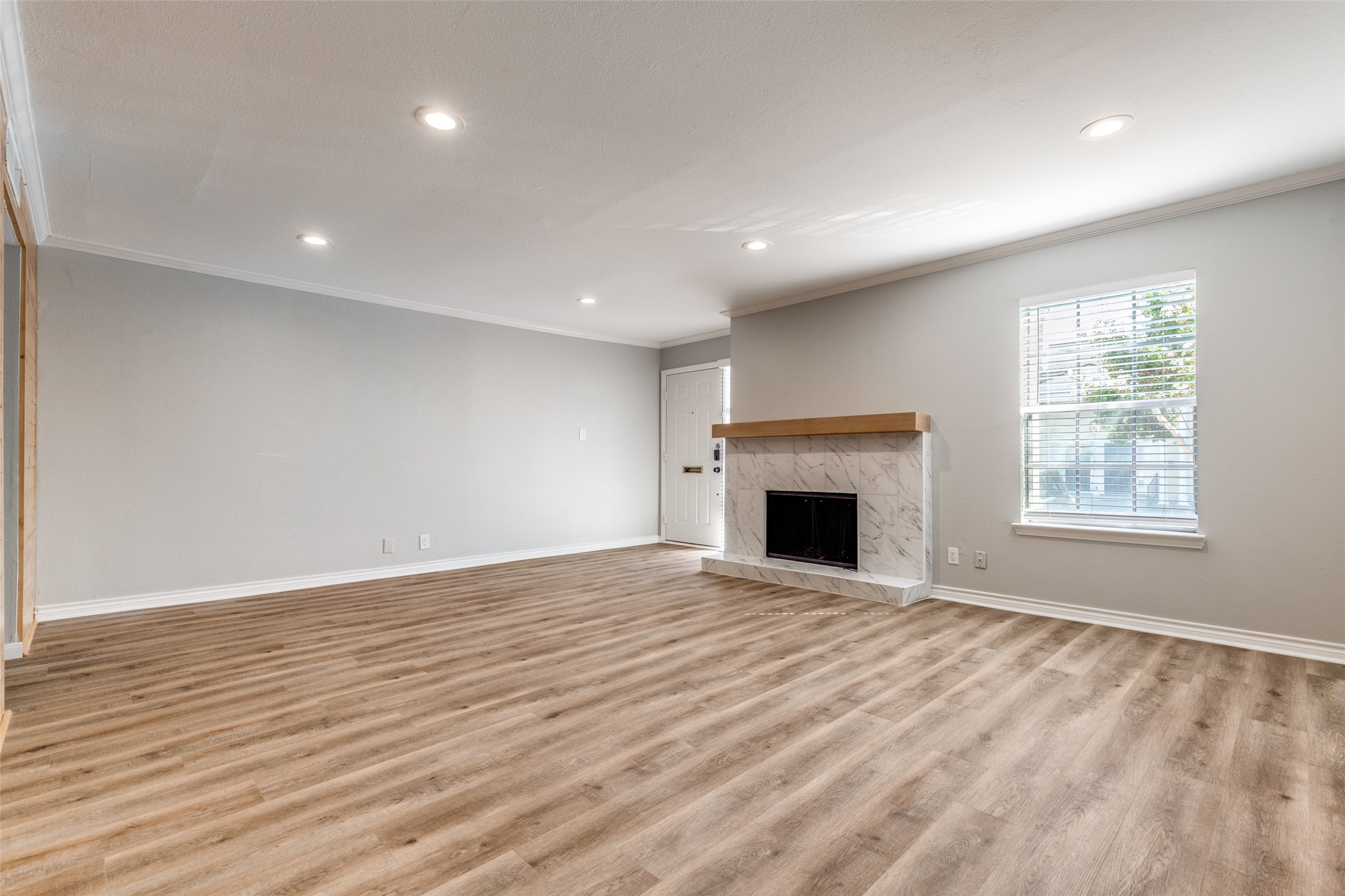 15909 Archwood Lane Dallas TX 75248