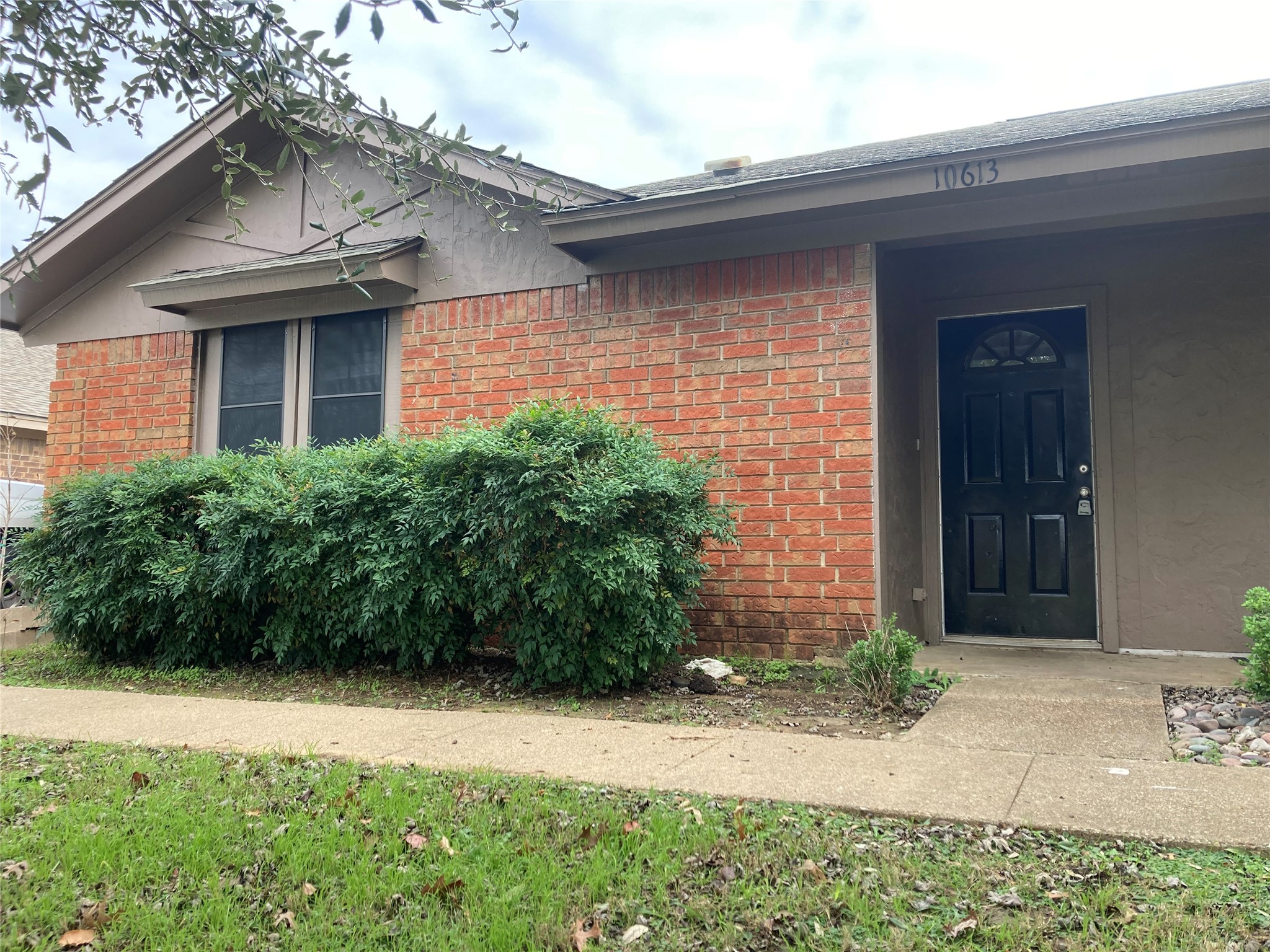 10613 Flamewood Drive Fort Worth TX 76140