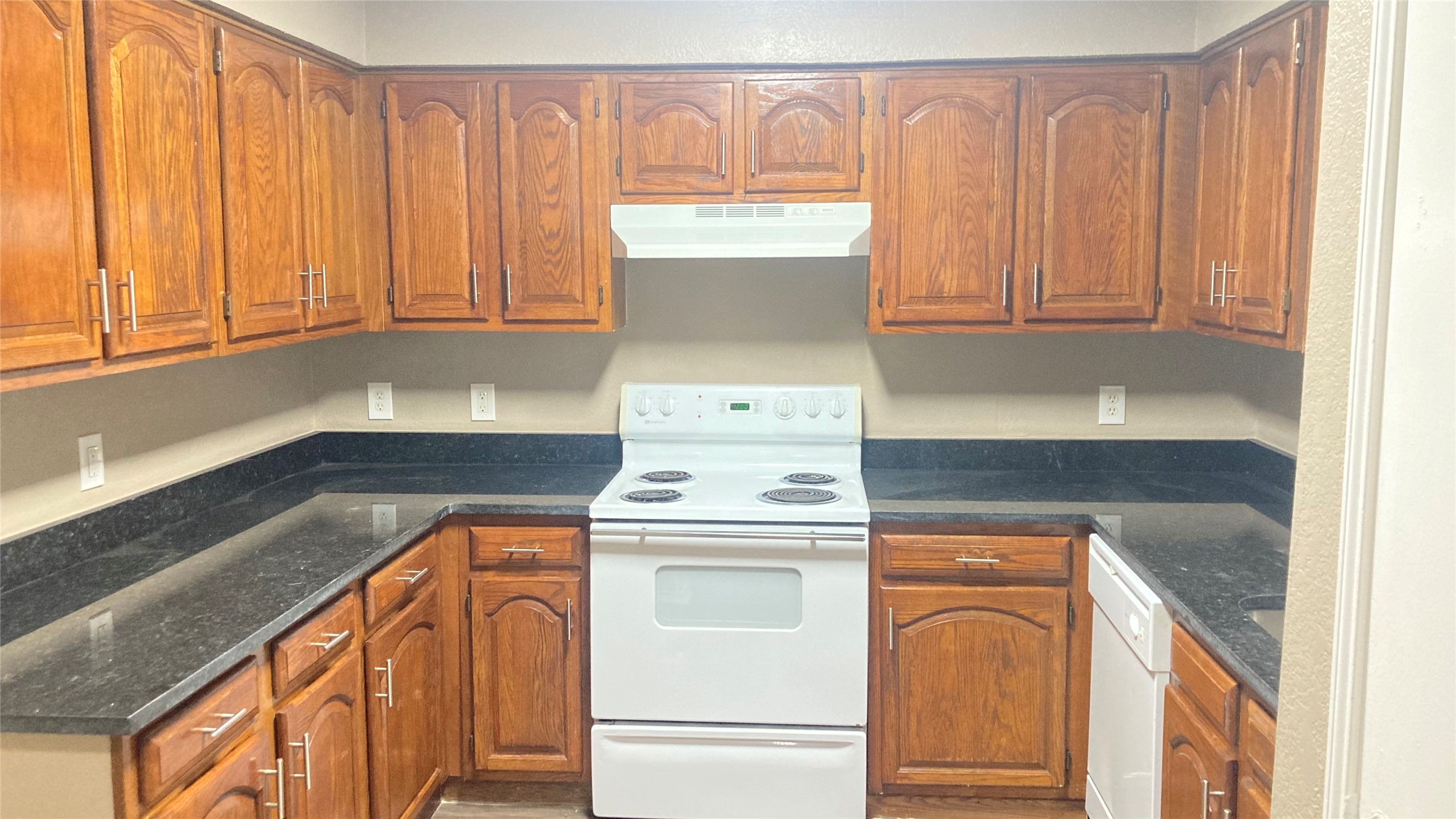 10613 Flamewood Drive Fort Worth TX 76140