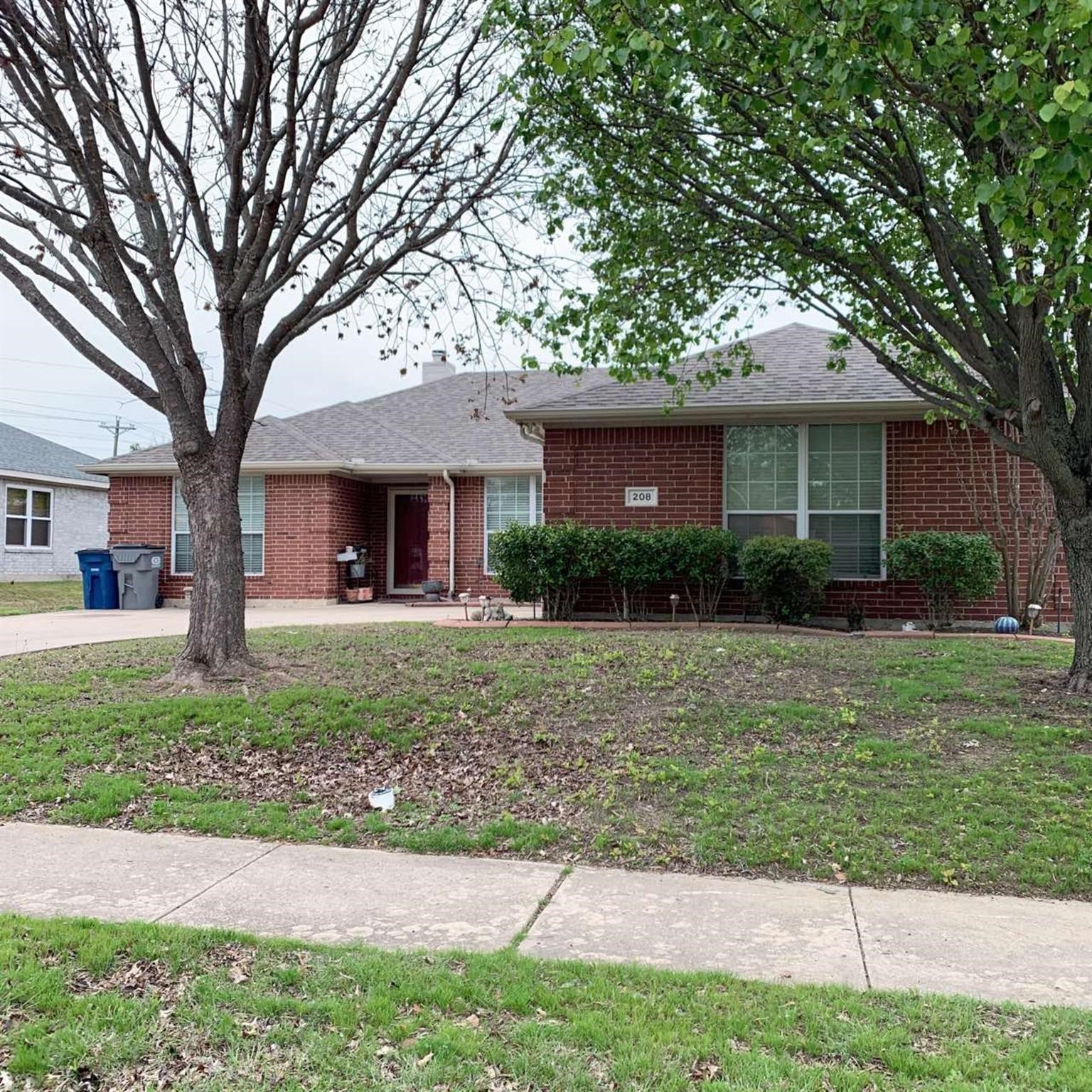 208 N Rolling Meadows Drive N Wylie TX 75098