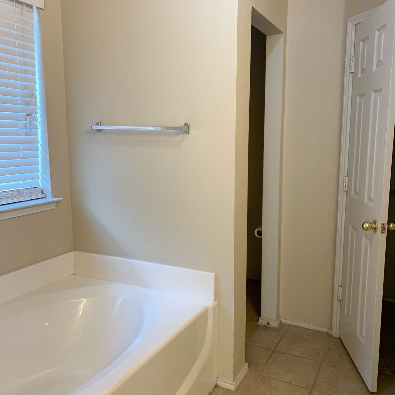 208 N Rolling Meadows Drive N Wylie TX 75098