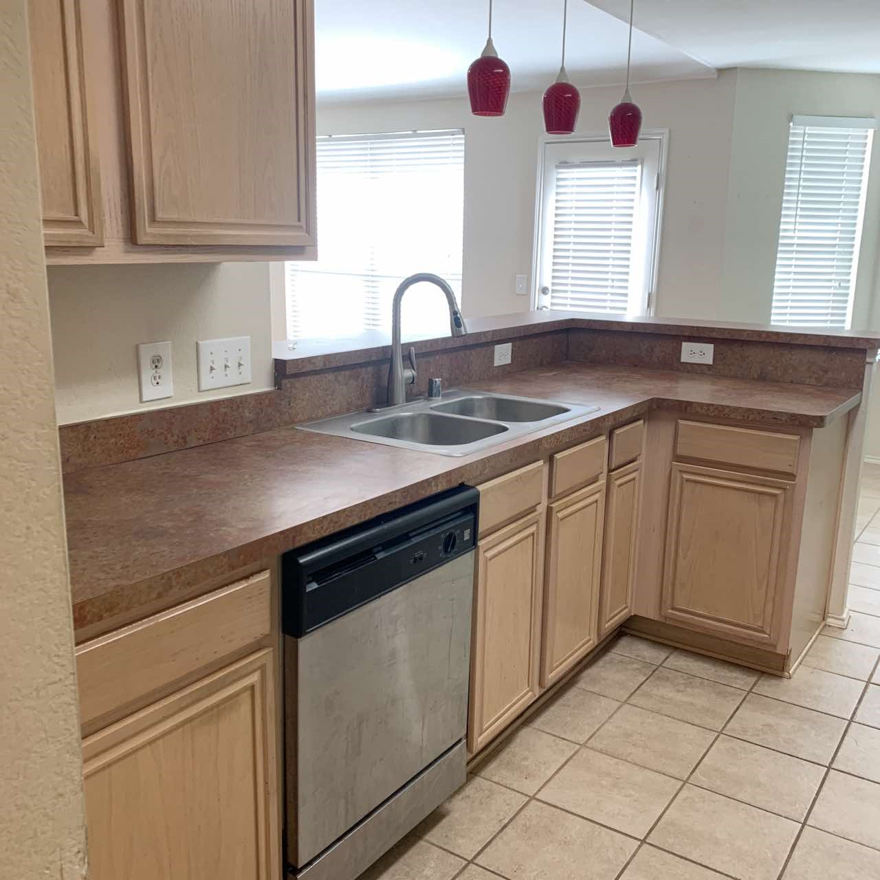 208 N Rolling Meadows Drive N Wylie TX 75098