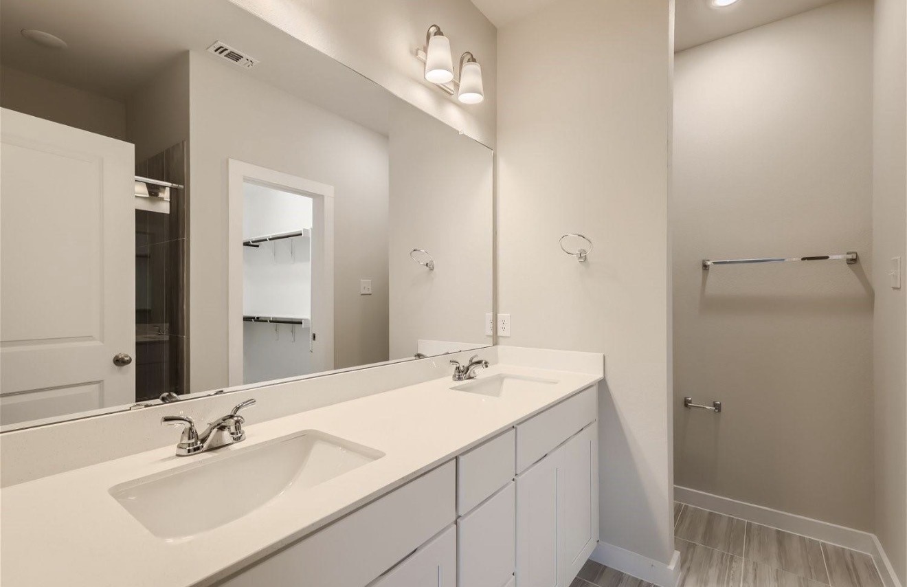 1332 Creekbank Drive Mckinney TX 75071