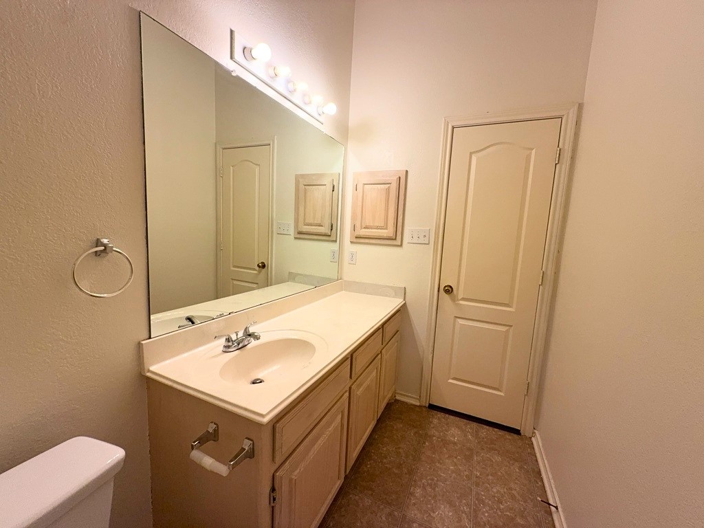 9091 San Joaquin Trail Fort Worth TX 76118