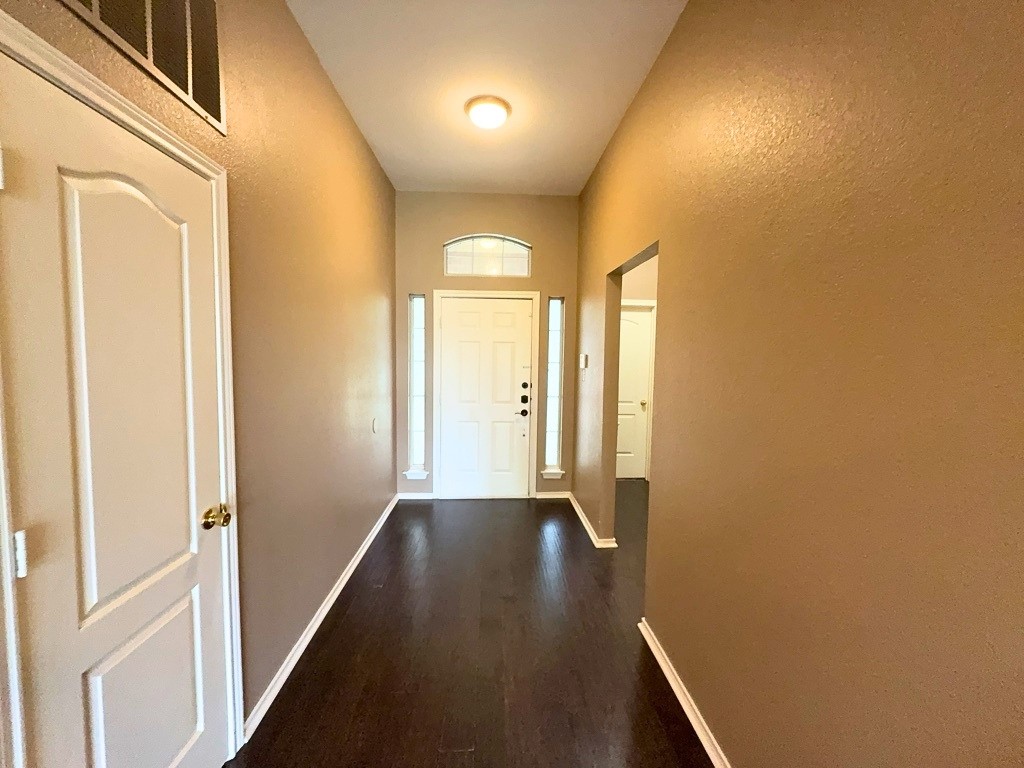 9091 San Joaquin Trail Fort Worth TX 76118