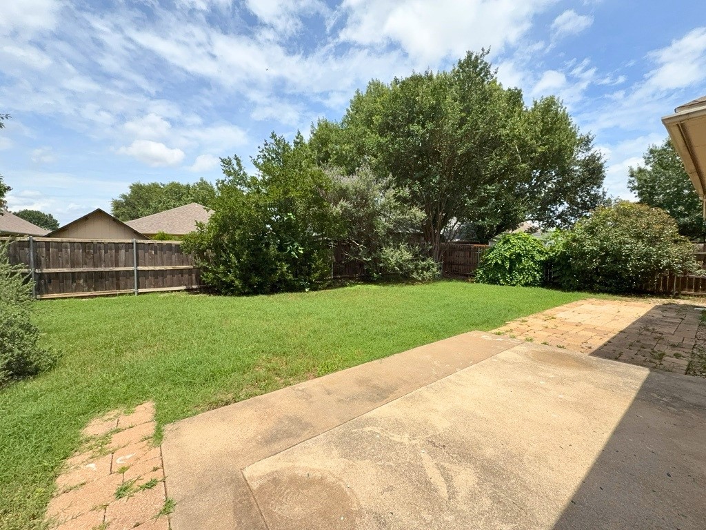 9091 San Joaquin Trail Fort Worth TX 76118
