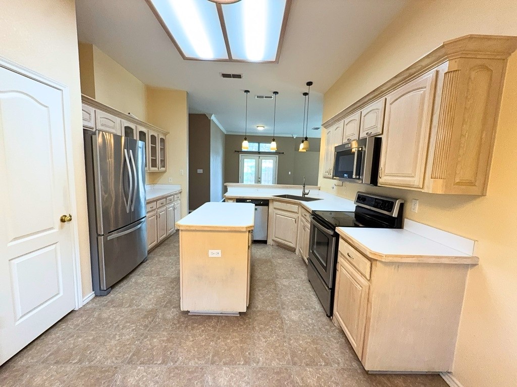 9091 San Joaquin Trail Fort Worth TX 76118