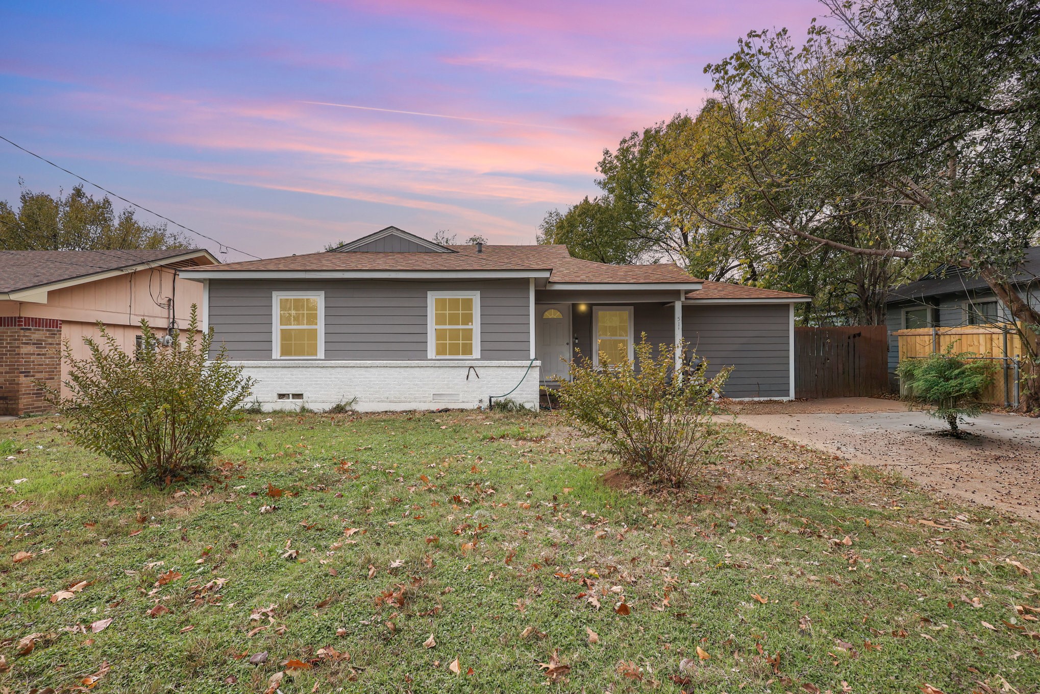 517 Thompson Street Irving TX 75061