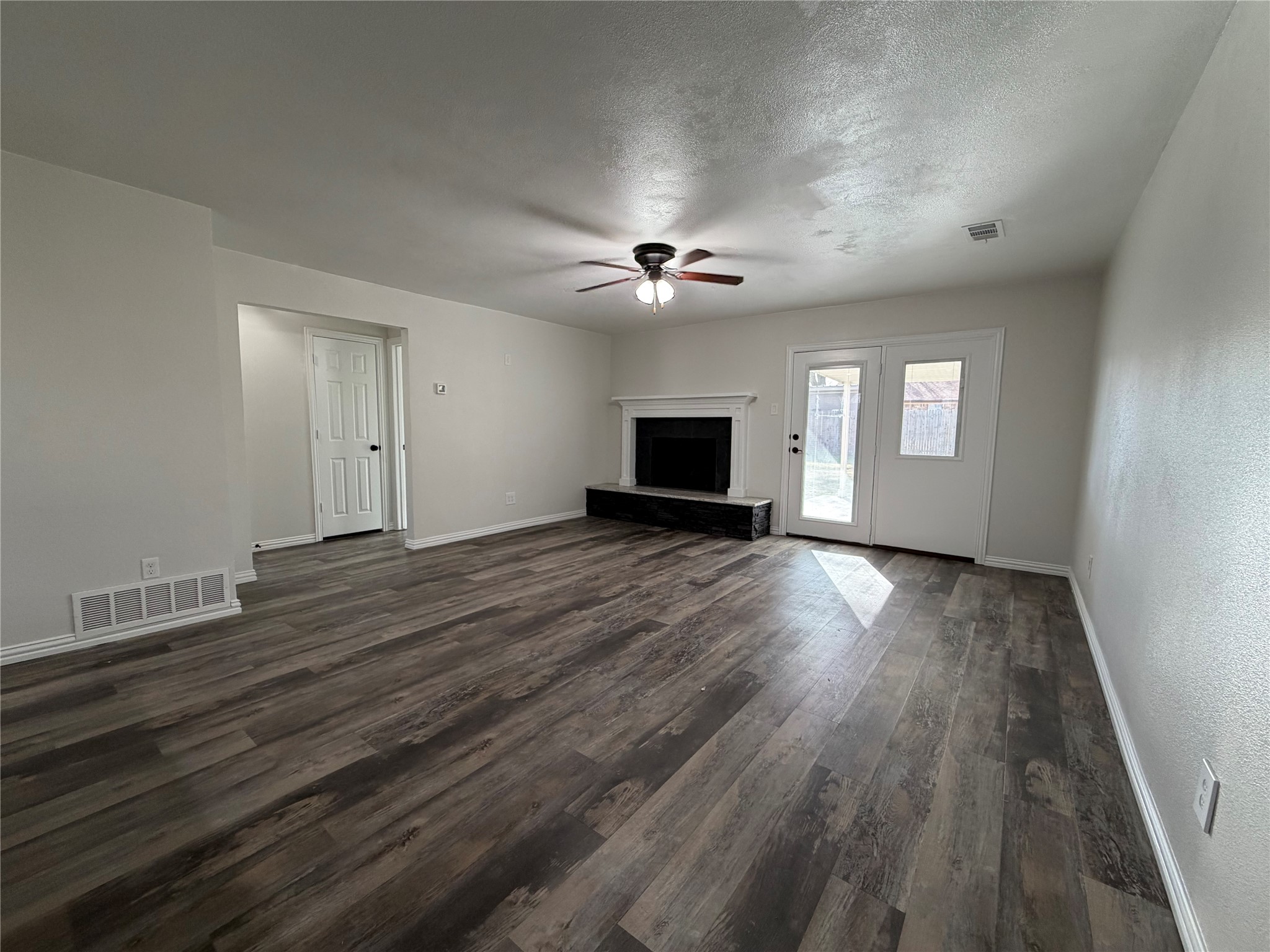 420 Opal Street Saginaw TX 76179