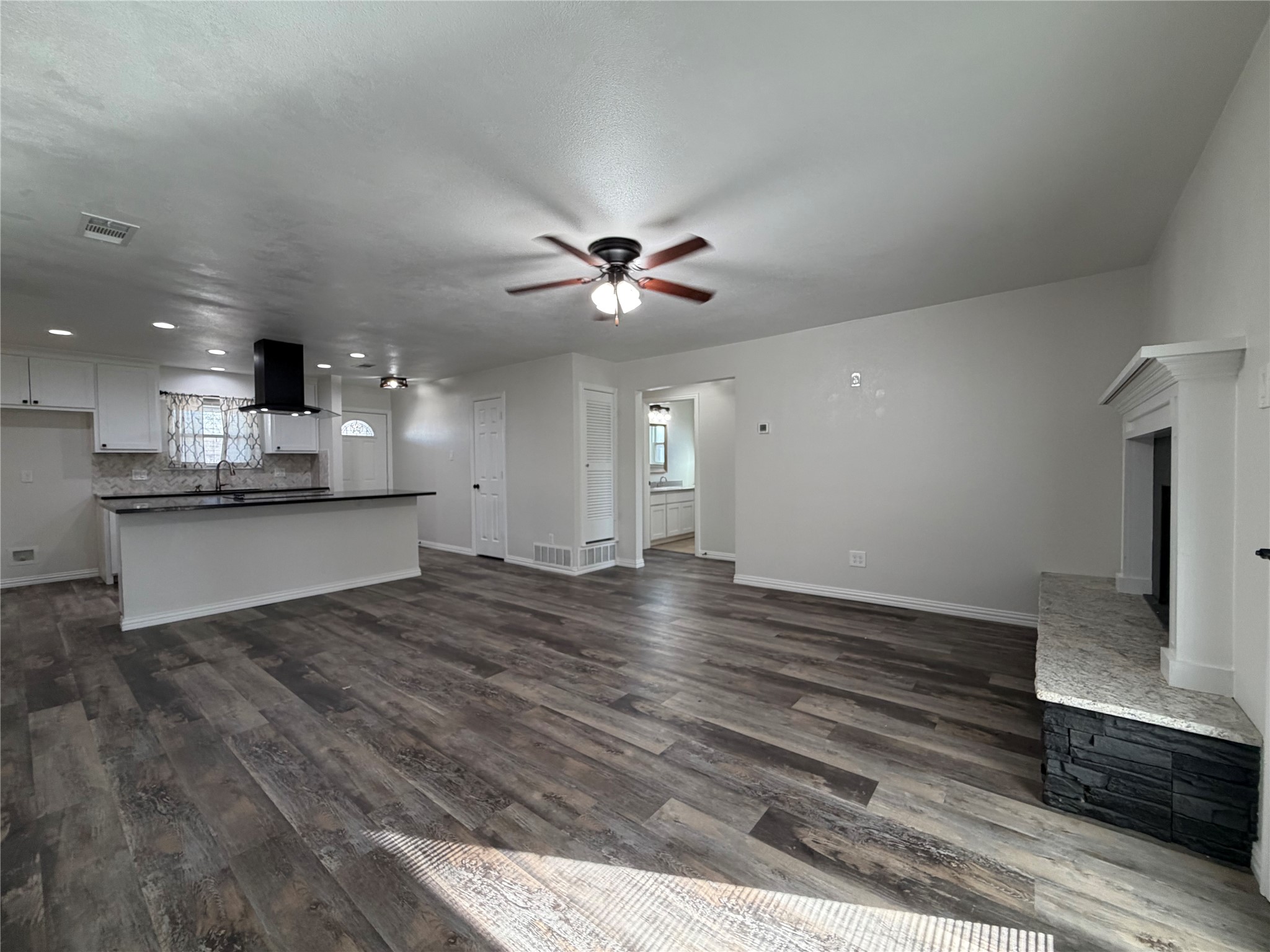 420 Opal Street Saginaw TX 76179