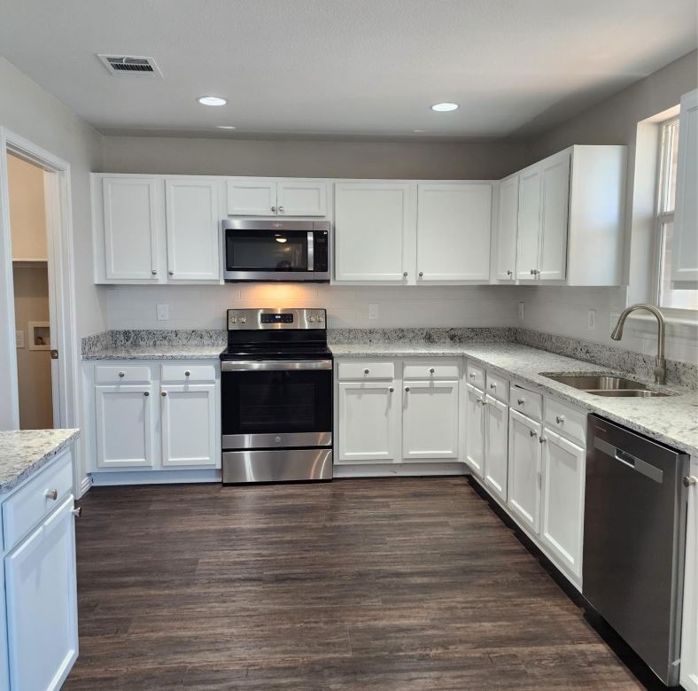 715 Daughters Drive Burleson TX 76028