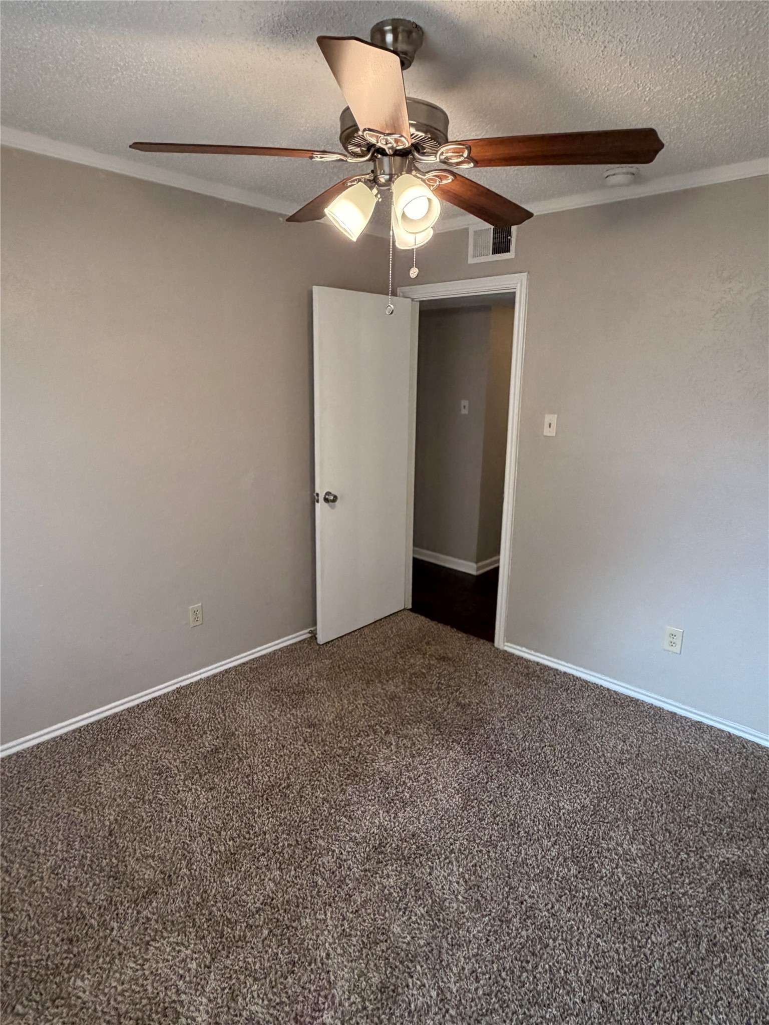 107 Hidalgo Lane Arlington TX 76014