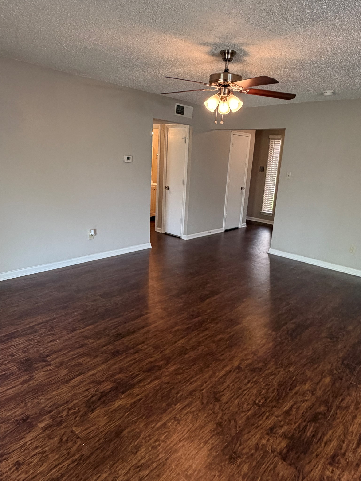 107 Hidalgo Lane Arlington TX 76014