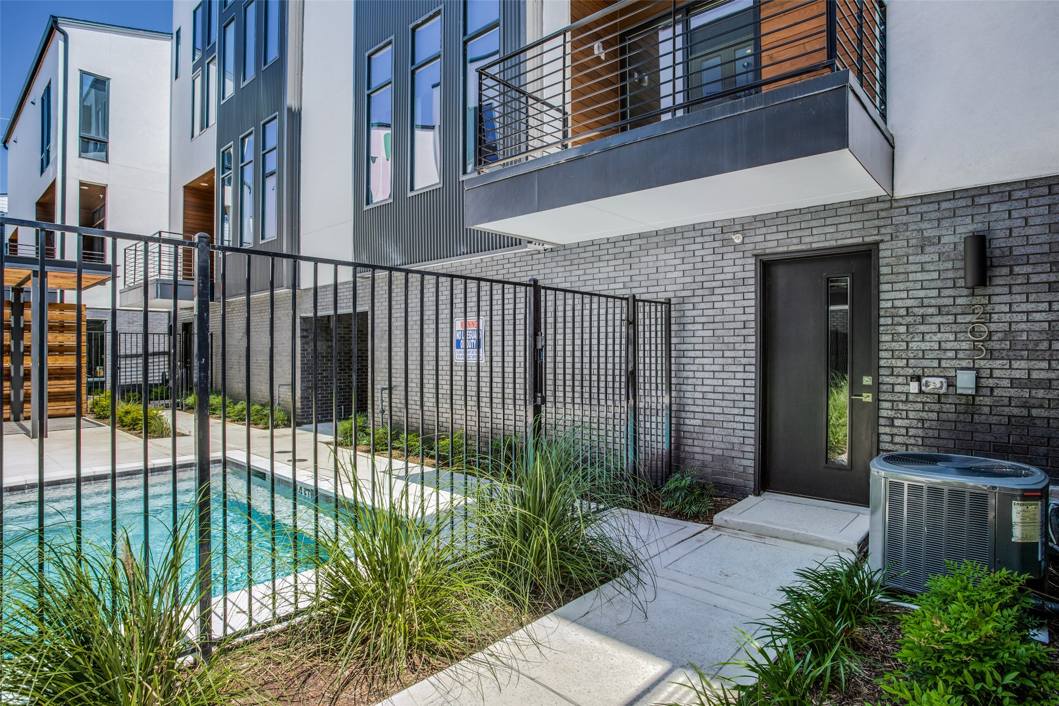 2180 Bennett Avenue Dallas TX 75206
