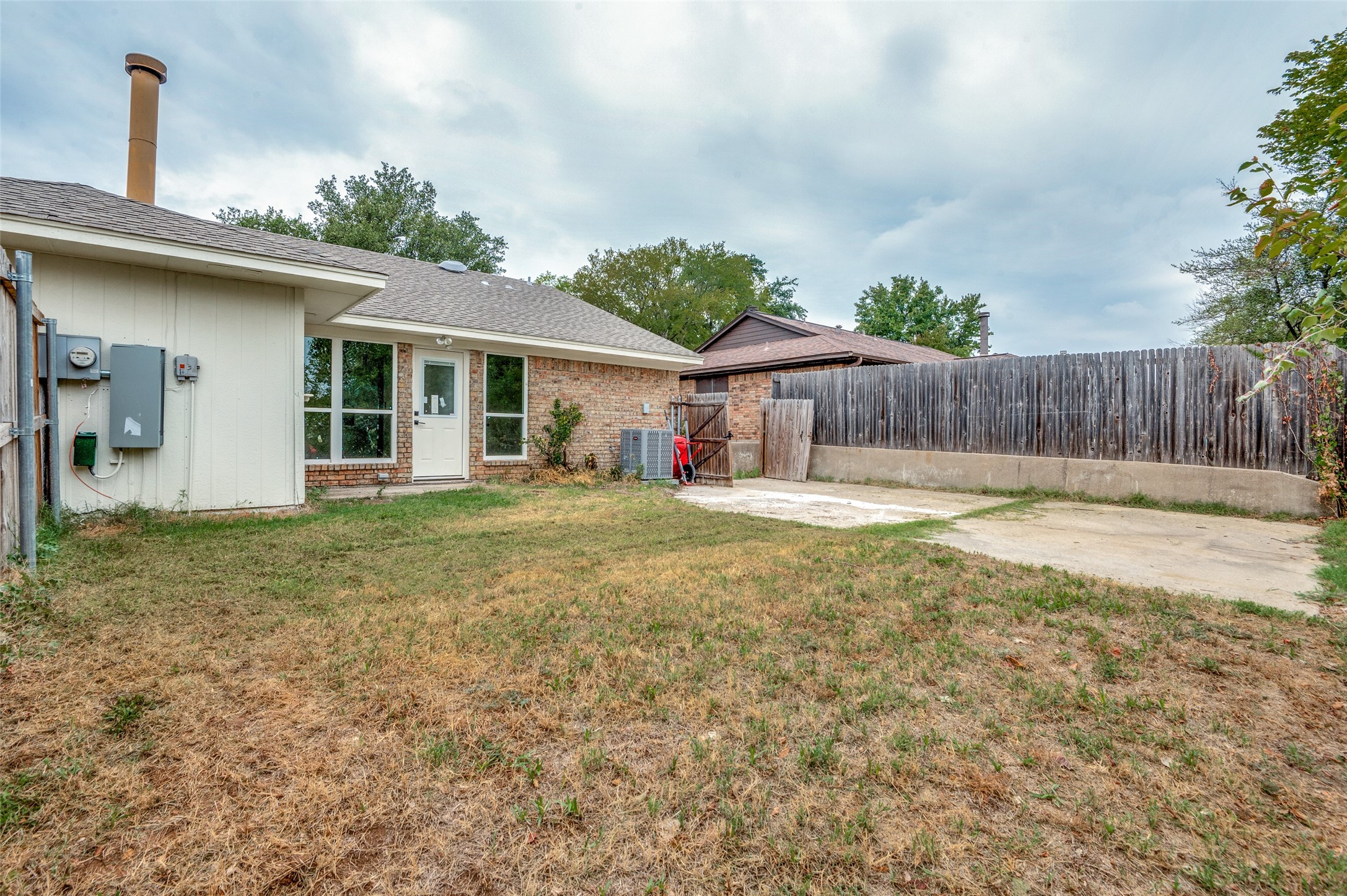 1108 Highpoint Road Bedford TX 76022