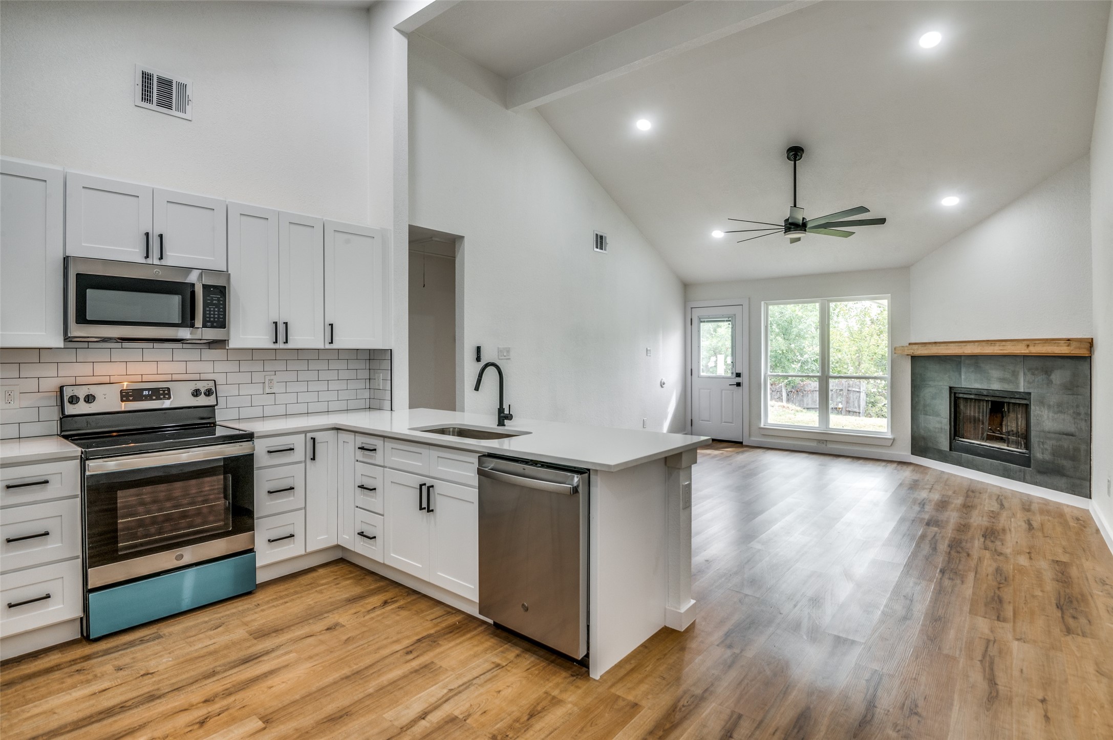 1108 Highpoint Road Bedford TX 76022