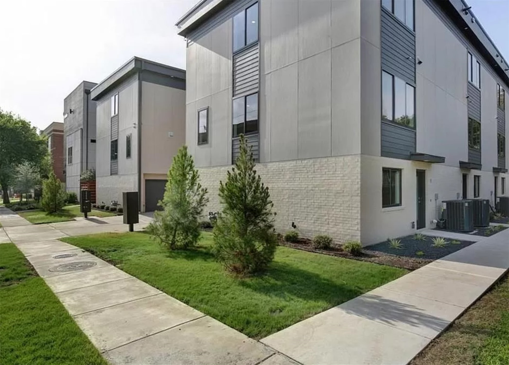 5604 Lindell Avenue Dallas TX 75206