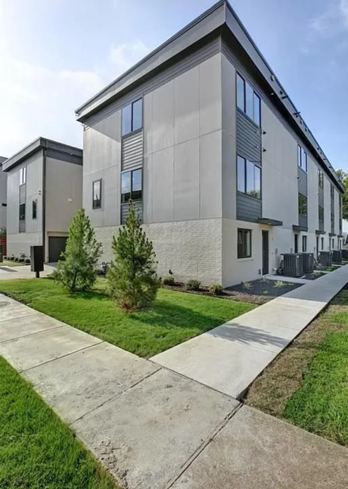5604 Lindell Avenue Dallas TX 75206