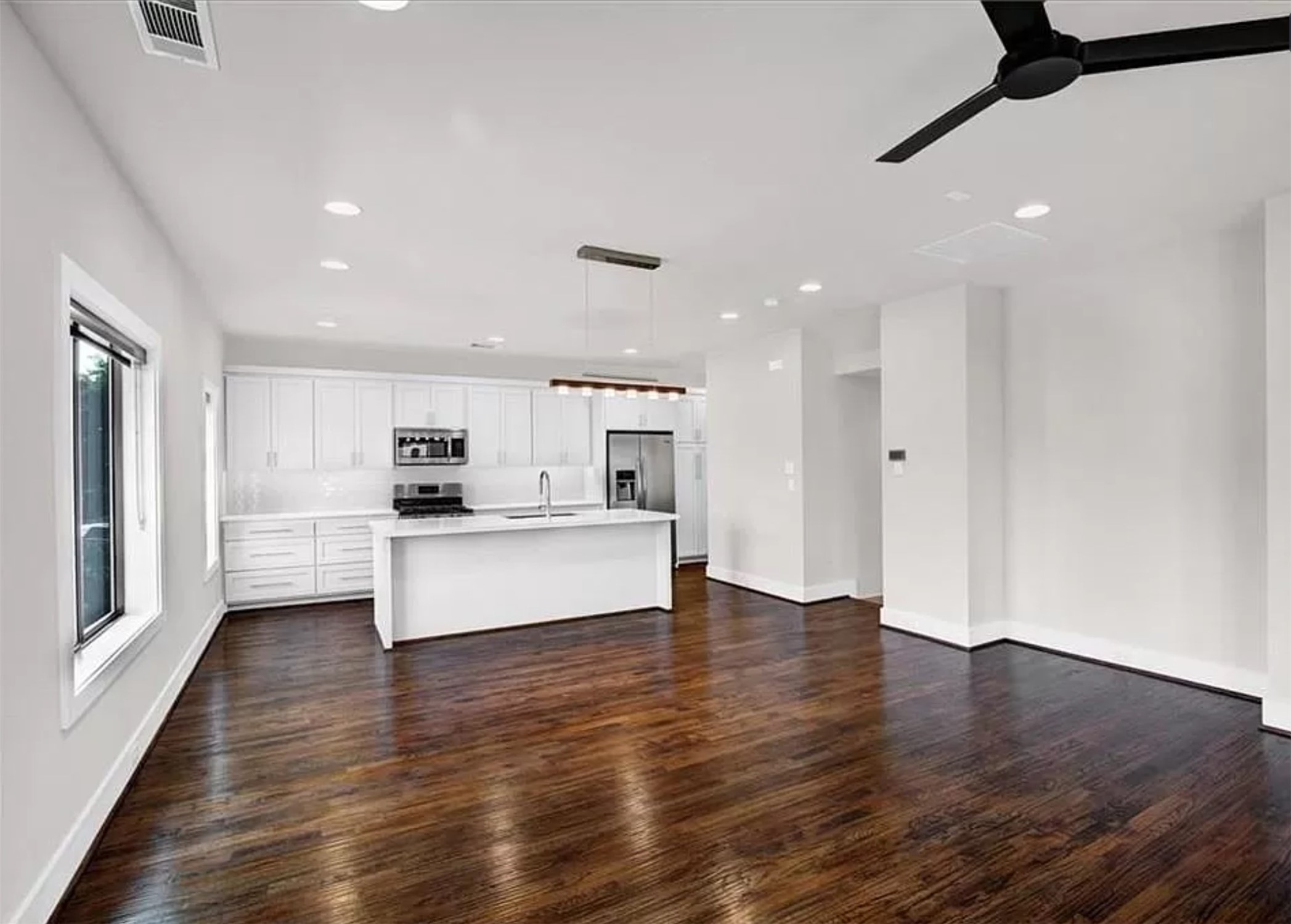 5604 Lindell Avenue Dallas TX 75206