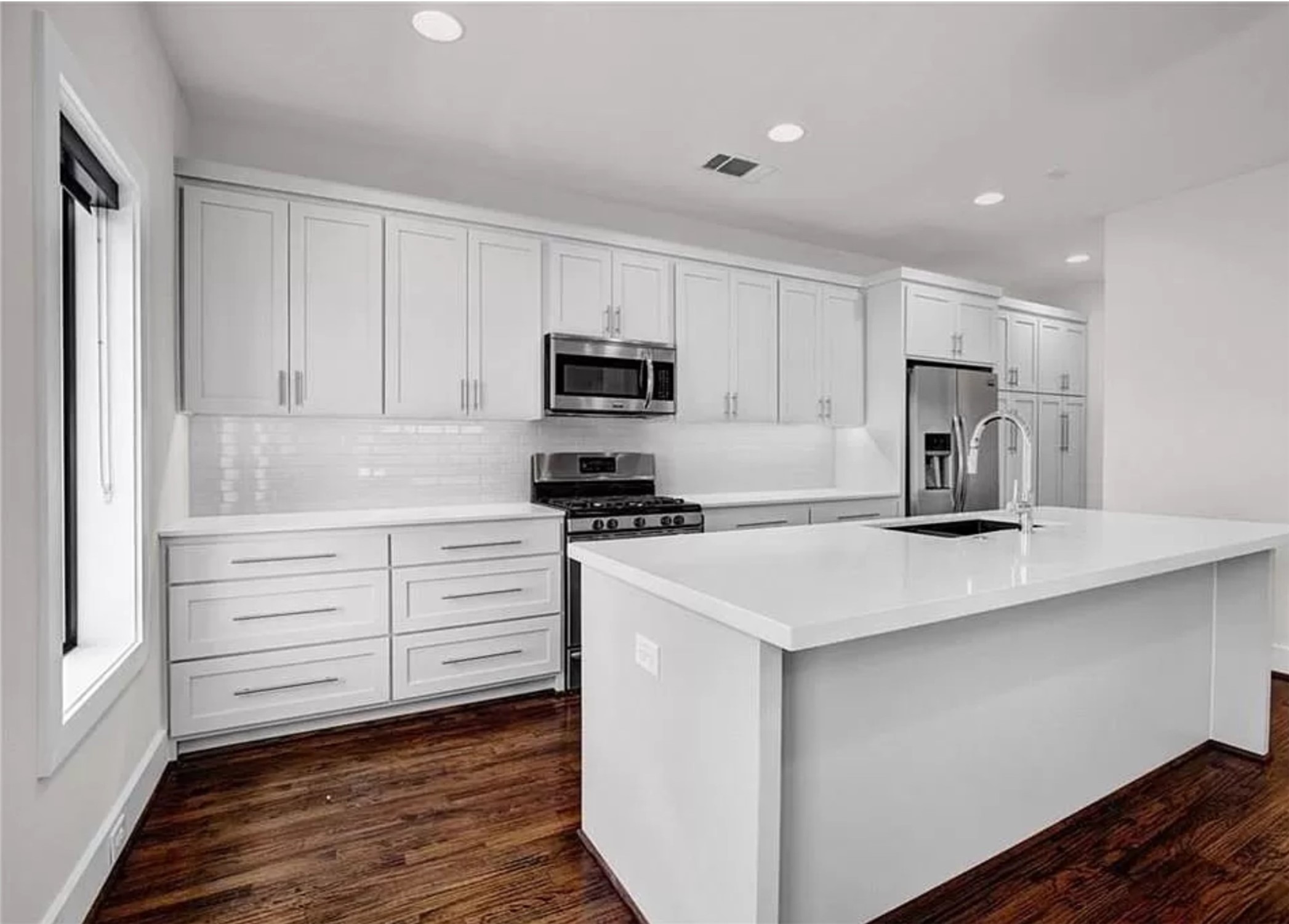 5604 Lindell Avenue Dallas TX 75206