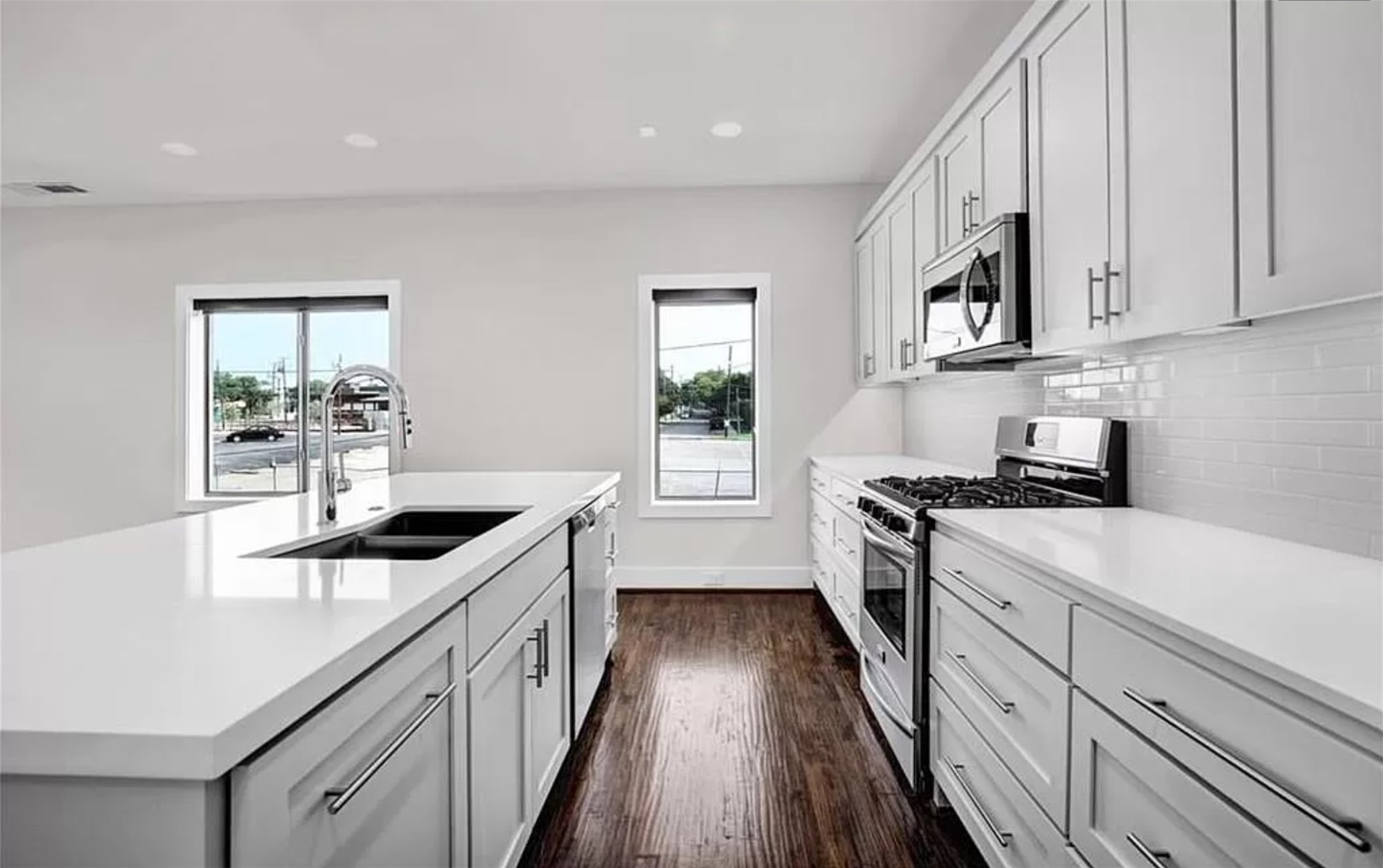 5604 Lindell Avenue Dallas TX 75206
