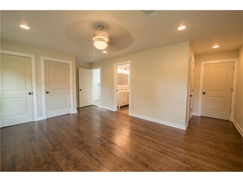 3553 Mission Street Fort Worth TX 76109