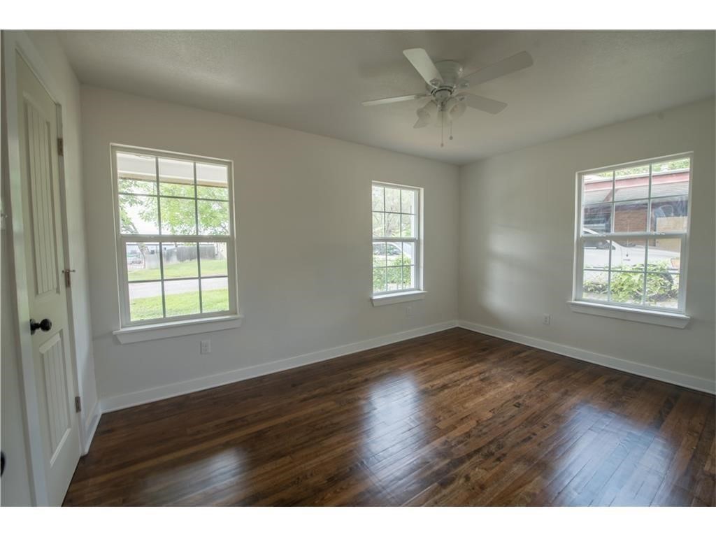 3553 Mission Street Fort Worth TX 76109