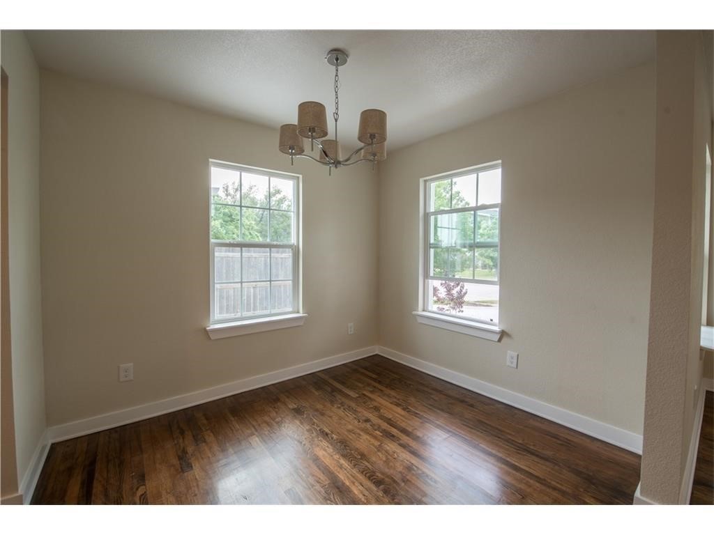 3553 Mission Street Fort Worth TX 76109