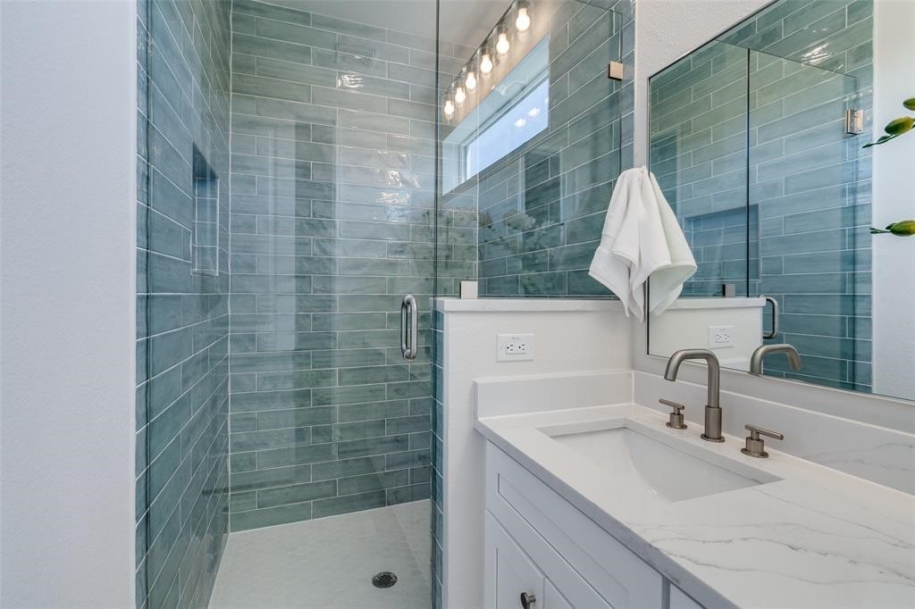 3308 Birmingham Avenue Dallas TX 75210