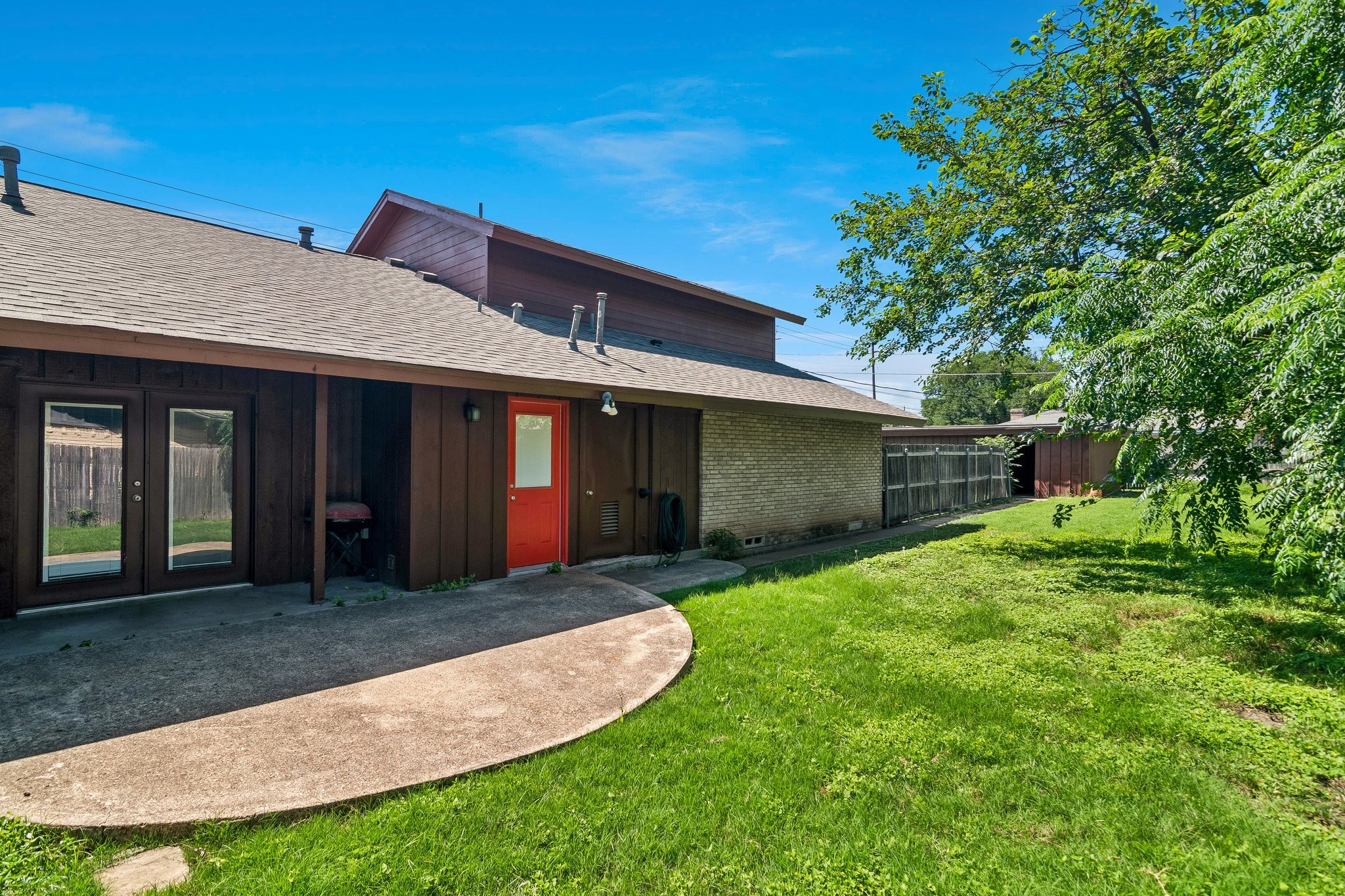 13203 - 13205 Kit Lane Dallas TX 75240