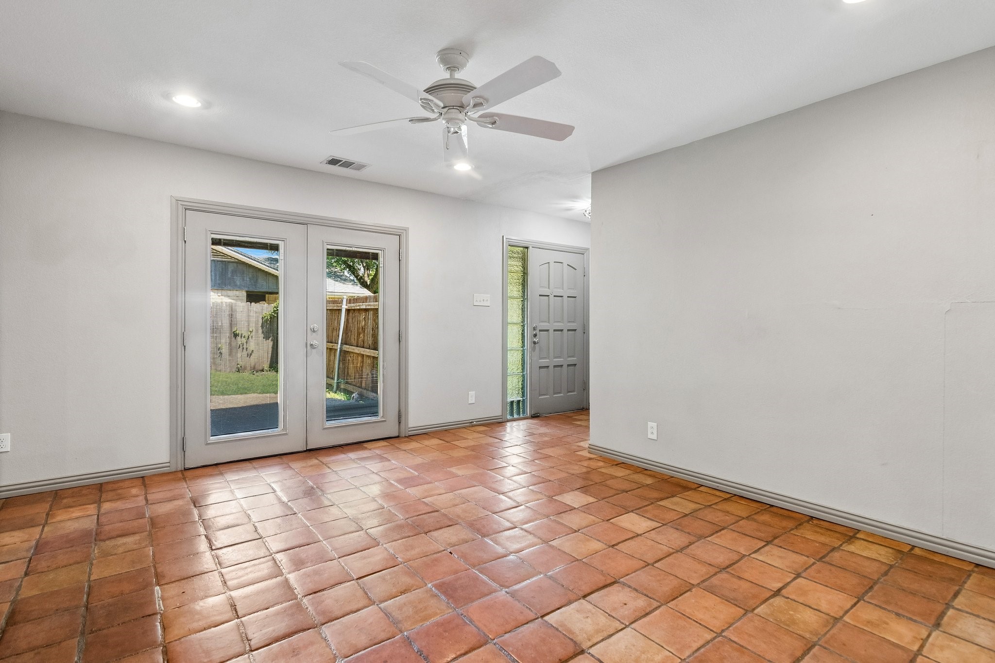 13203 - 13205 Kit Lane Dallas TX 75240
