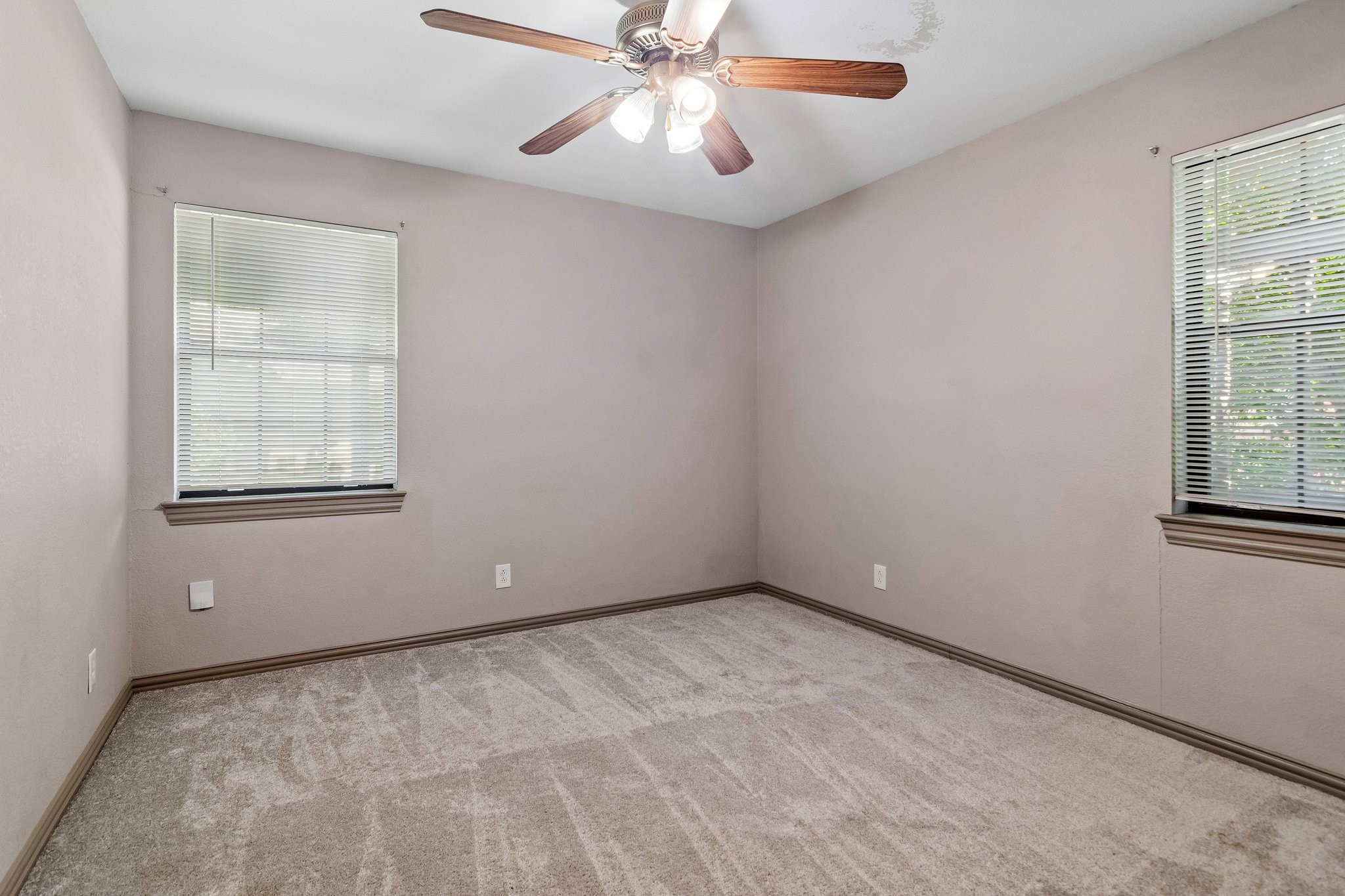 13203 - 13205 Kit Lane Dallas TX 75240