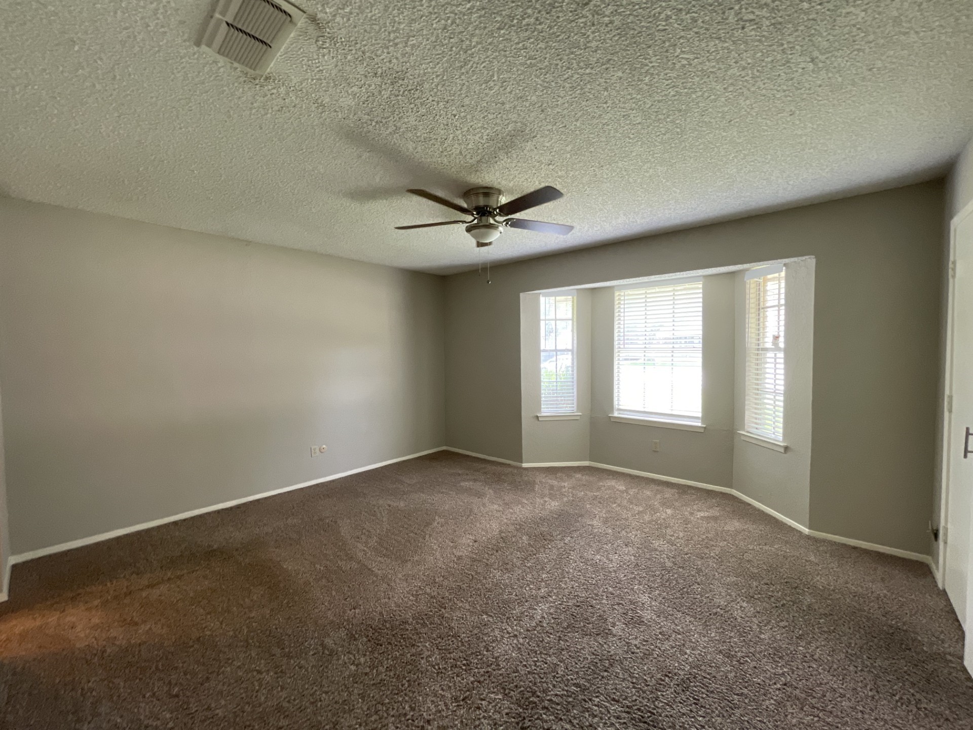 4607 Andalusia Trail Arlington TX 76017
