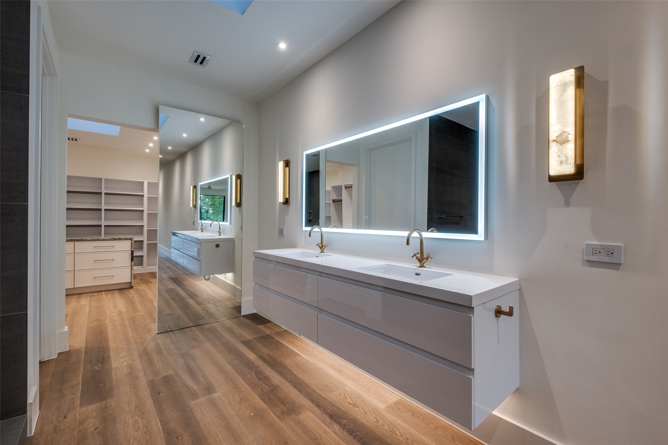 12002 Timberlake Court Dallas TX 75230