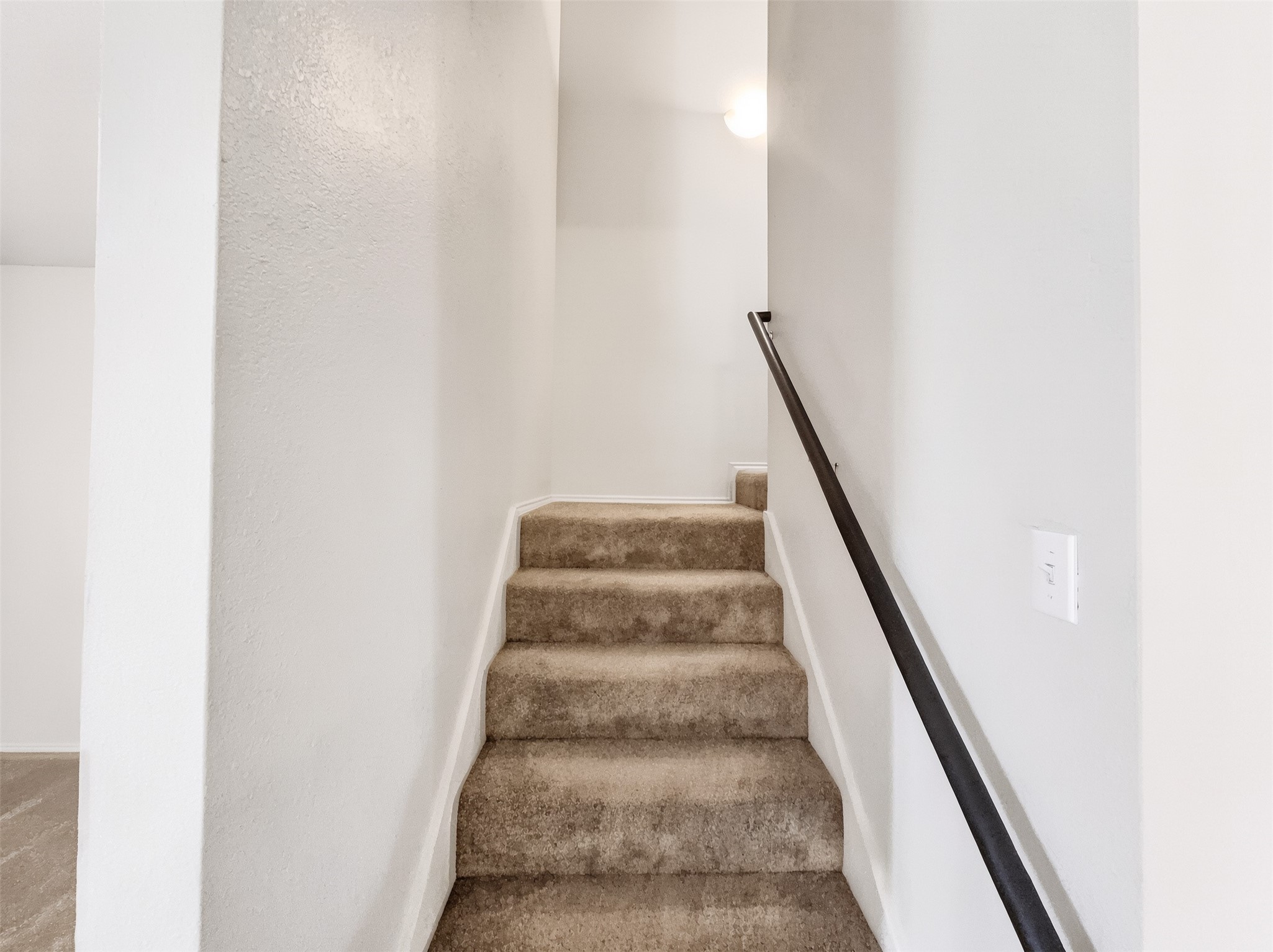 3211 Roundtree Lane Garland TX 75044