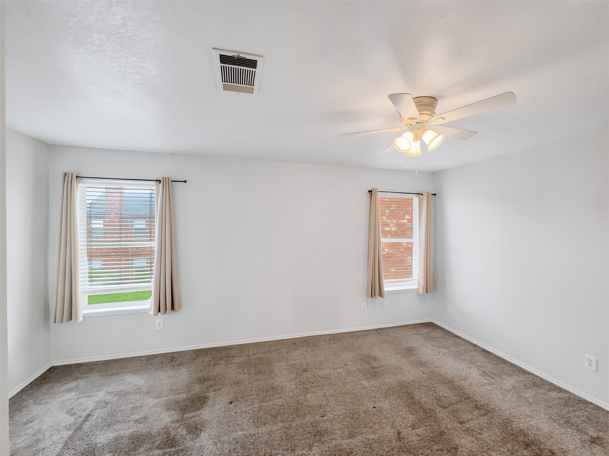 3211 Roundtree Lane Garland TX 75044