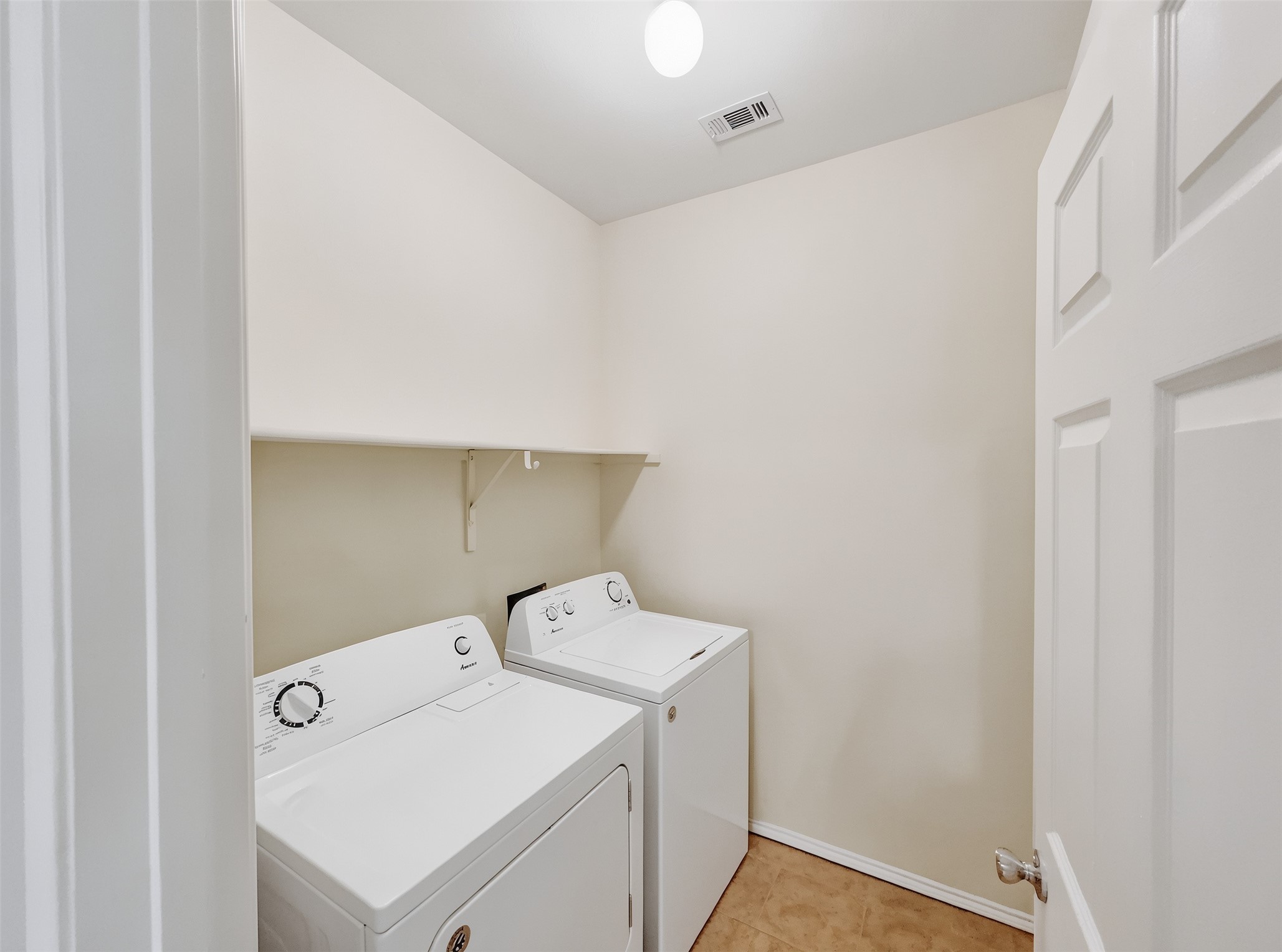 3211 Roundtree Lane Garland TX 75044