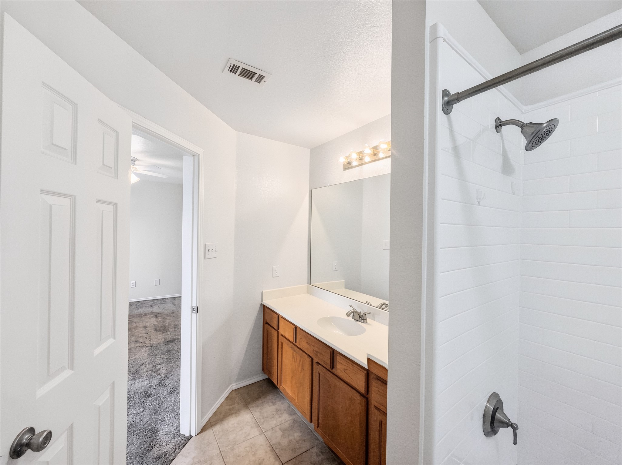 3211 Roundtree Lane Garland TX 75044