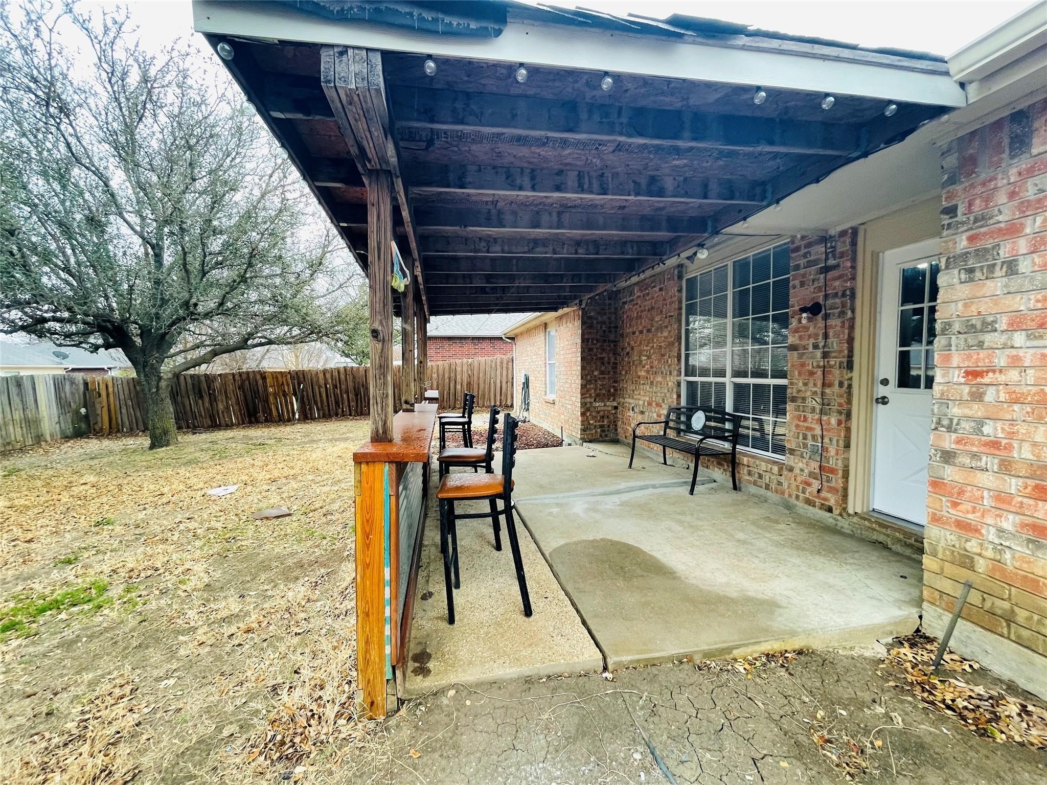 5501 White Dove Drive Arlington TX 76017