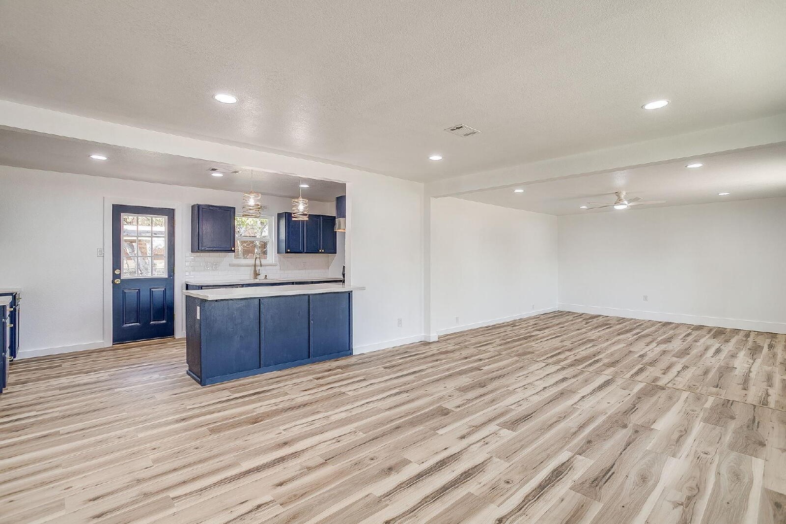 521 Mesquite Avenue Crowley TX 76036