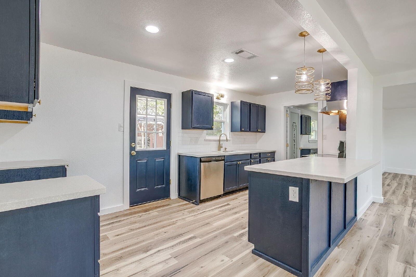 521 Mesquite Avenue Crowley TX 76036