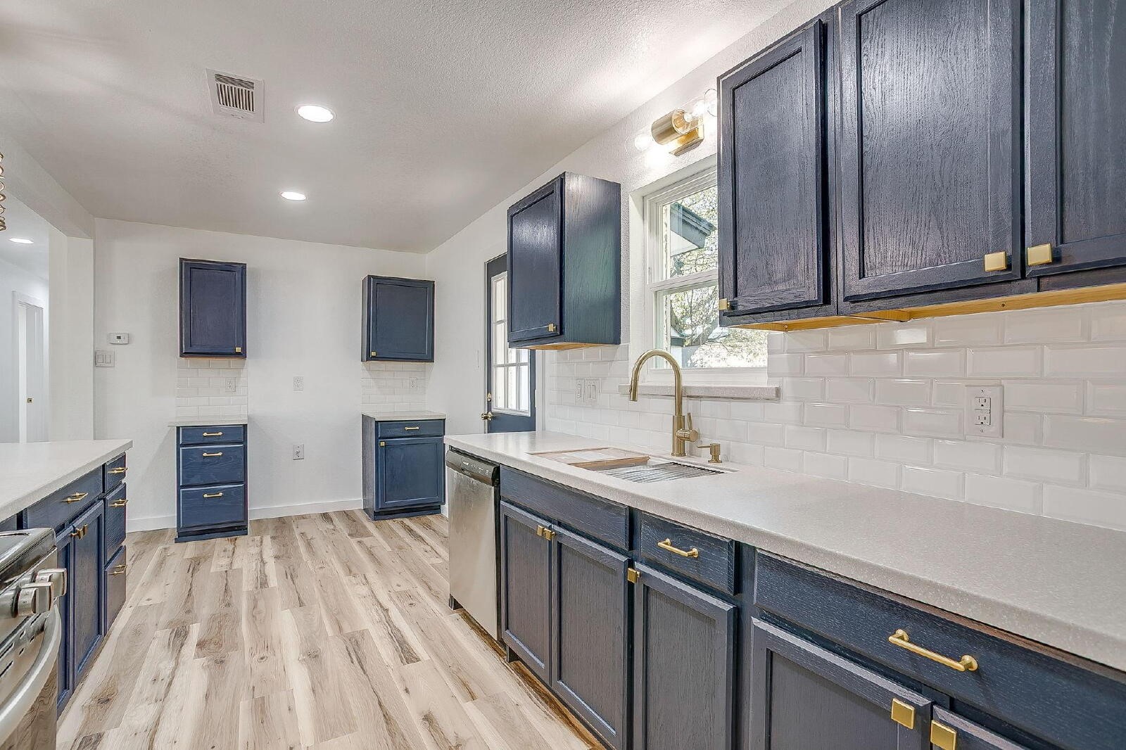 521 Mesquite Avenue Crowley TX 76036