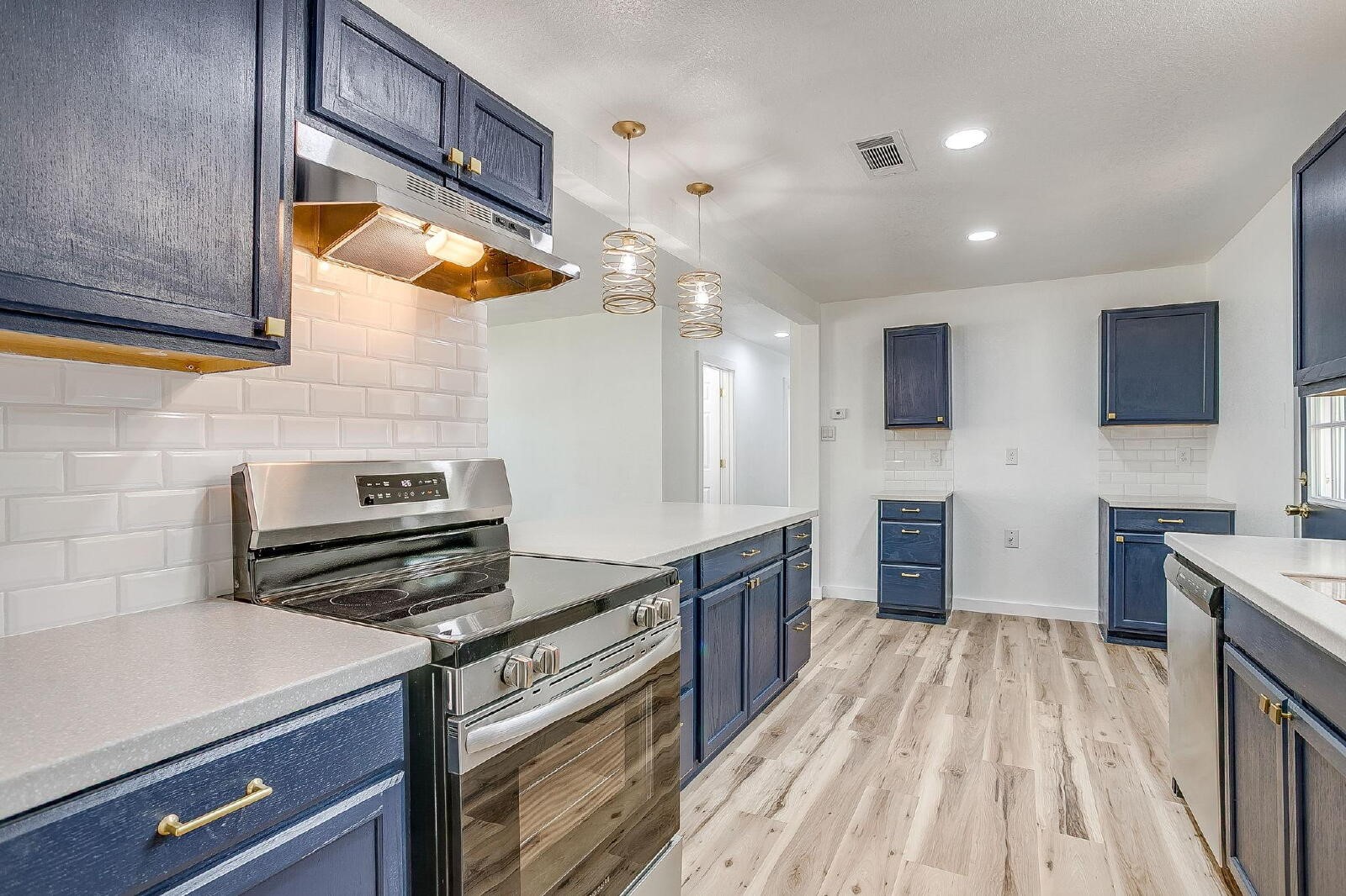 521 Mesquite Avenue Crowley TX 76036