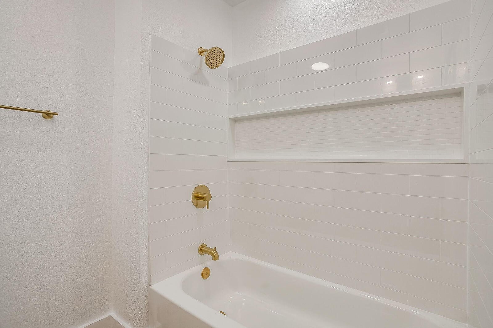 521 Mesquite Avenue Crowley TX 76036