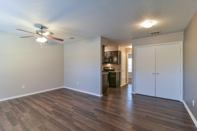 820 Southeast Parkway Azle TX 76020
