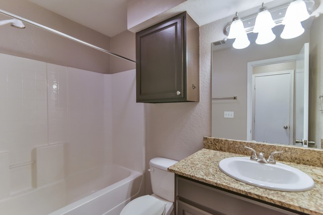 820 Southeast Parkway Azle TX 76020