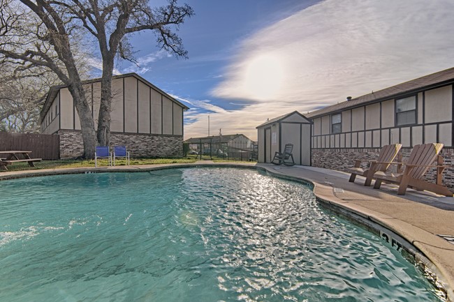 820 Southeast Parkway Azle TX 76020