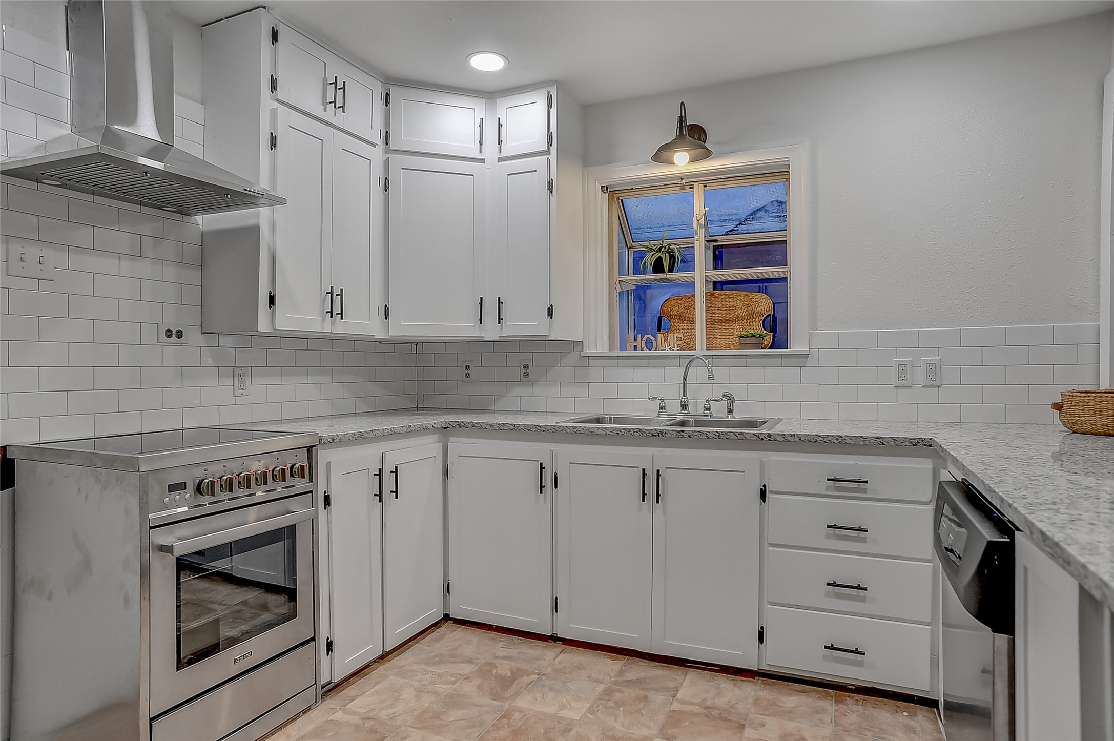 411 W Taylor Street Sherman TX 75092