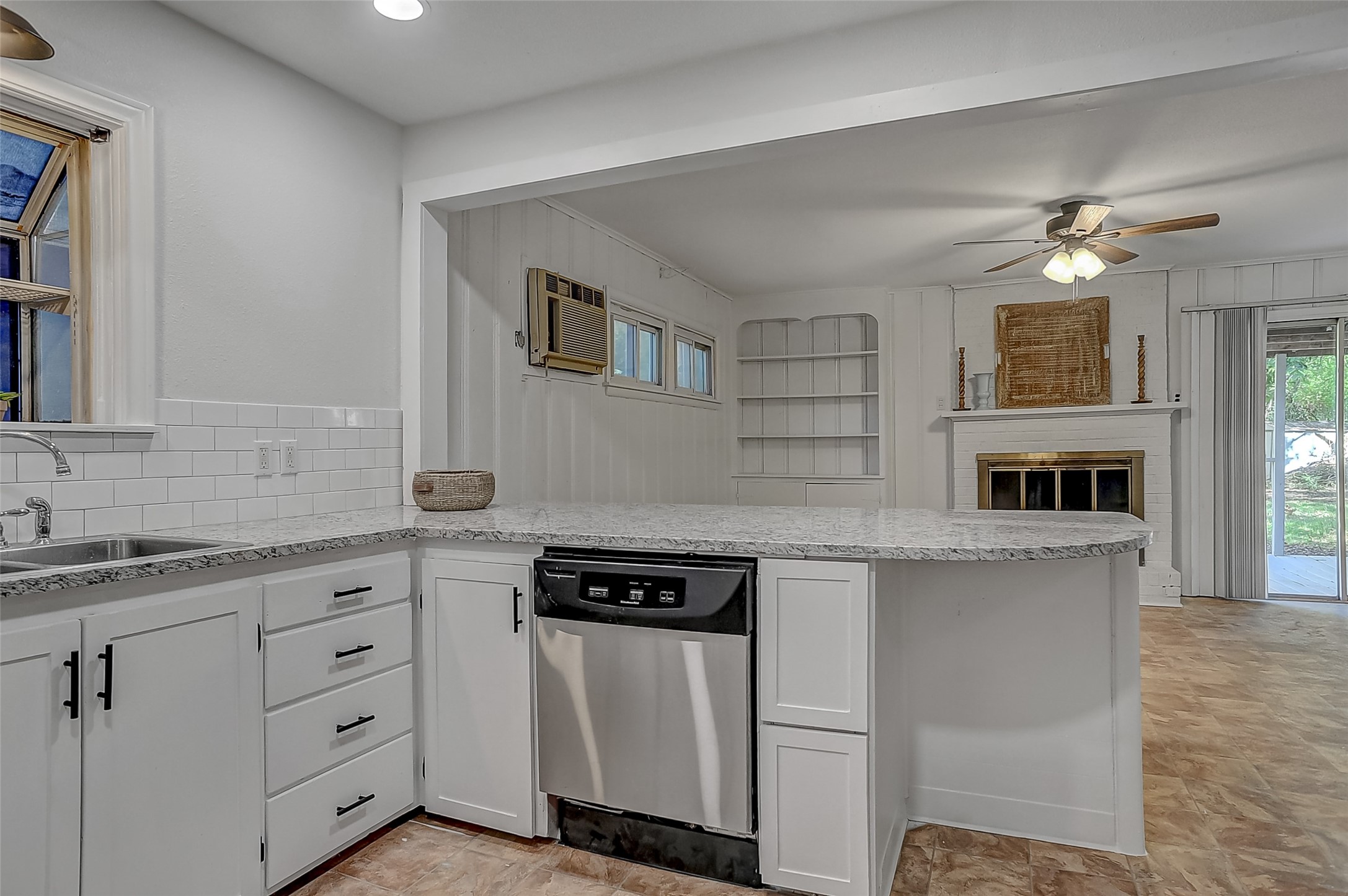 411 W Taylor Street Sherman TX 75092