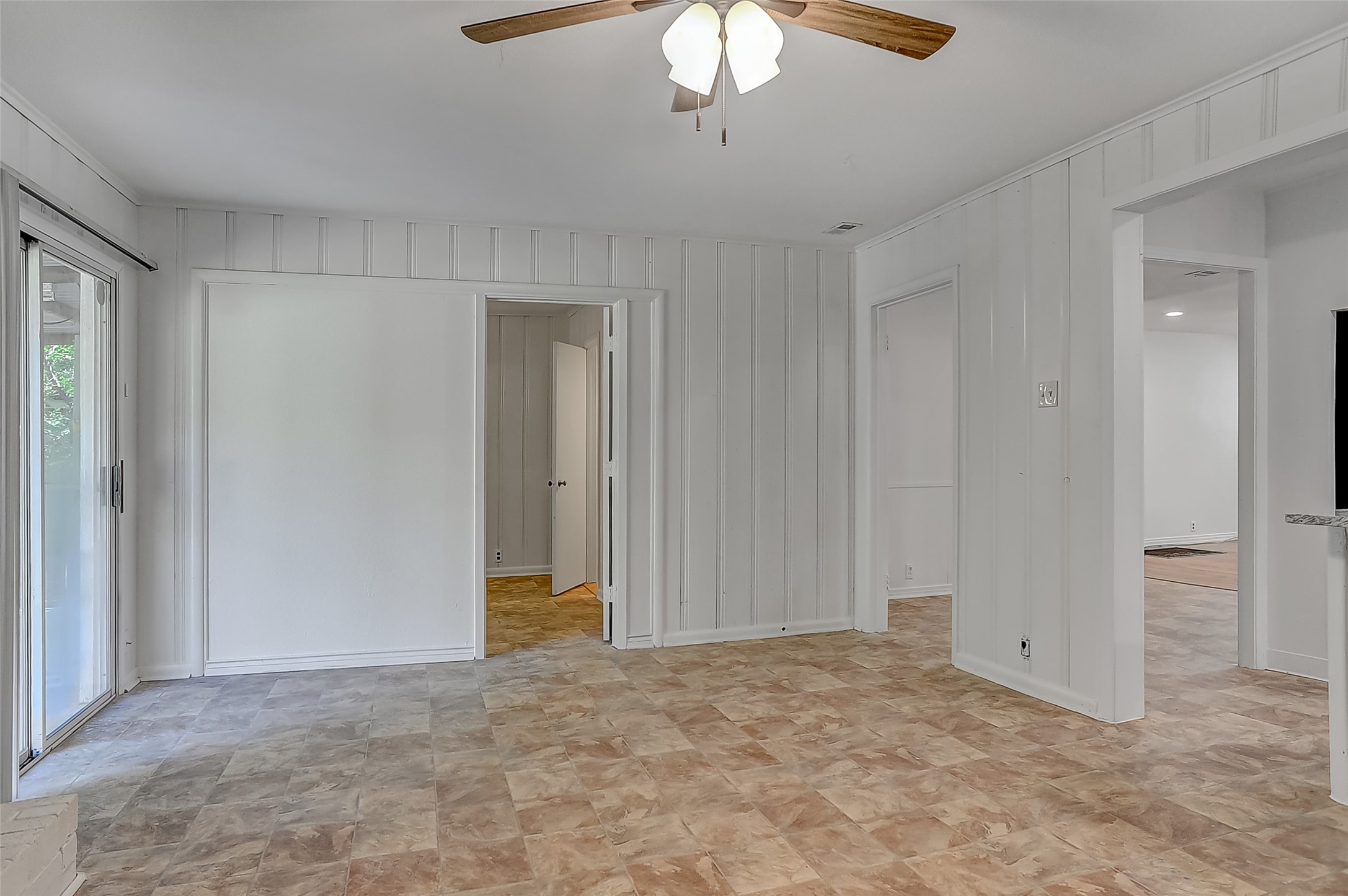 411 W Taylor Street Sherman TX 75092
